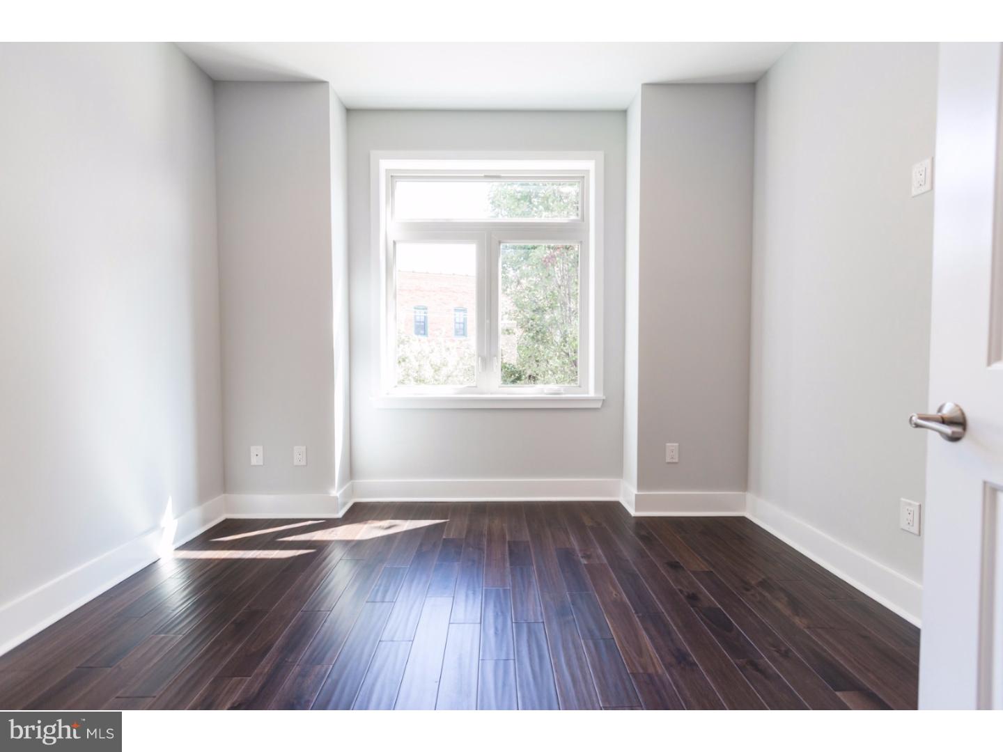 KENSINGTON - Residential