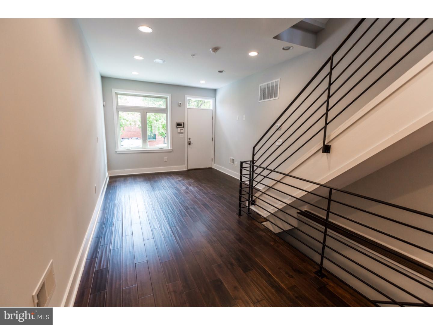 KENSINGTON - Residential