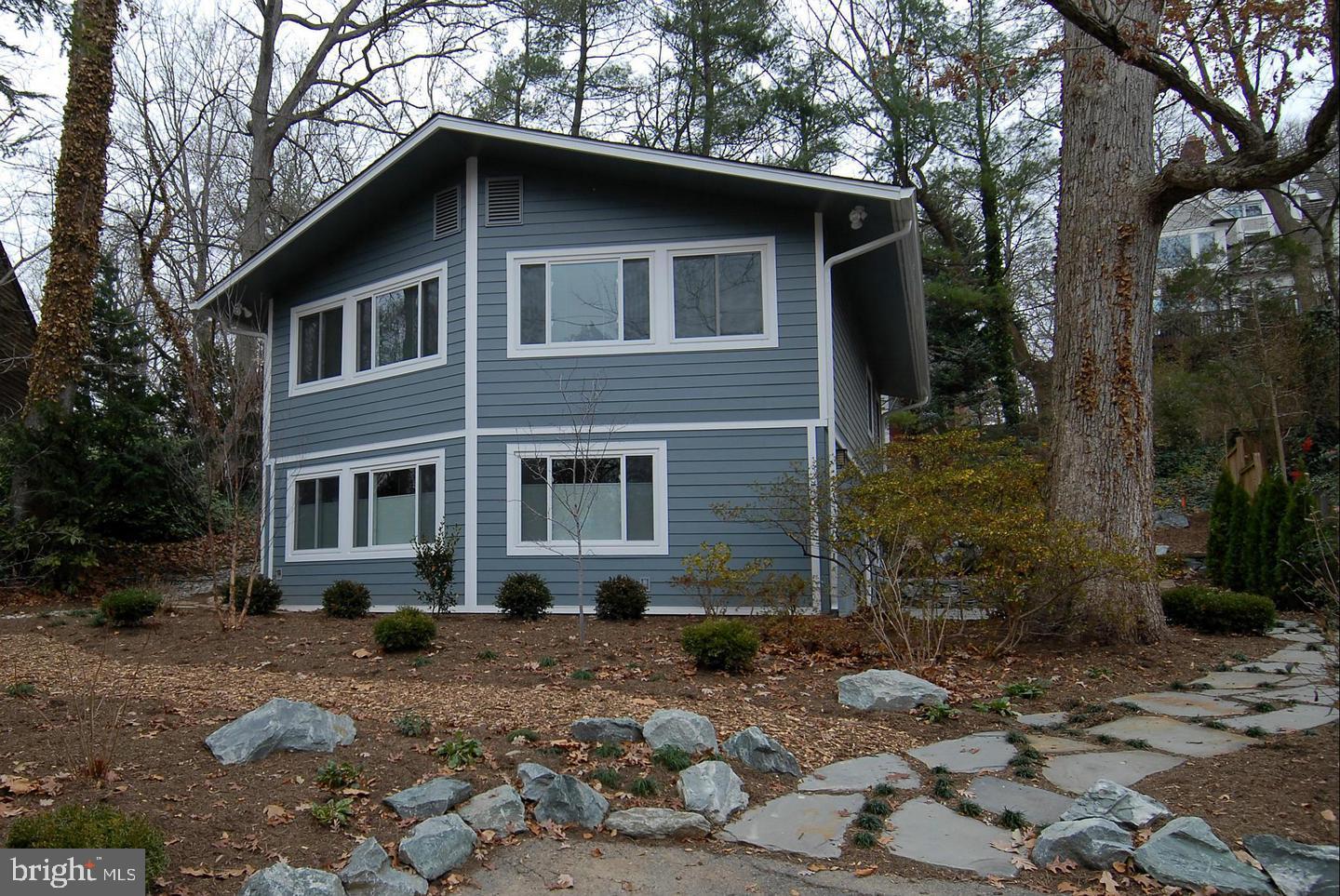 GLEN ECHO HEIGHTS - Residential Lease