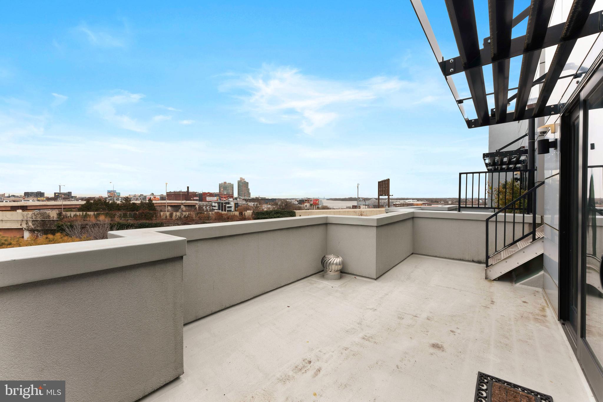 OLD CITY - Residential