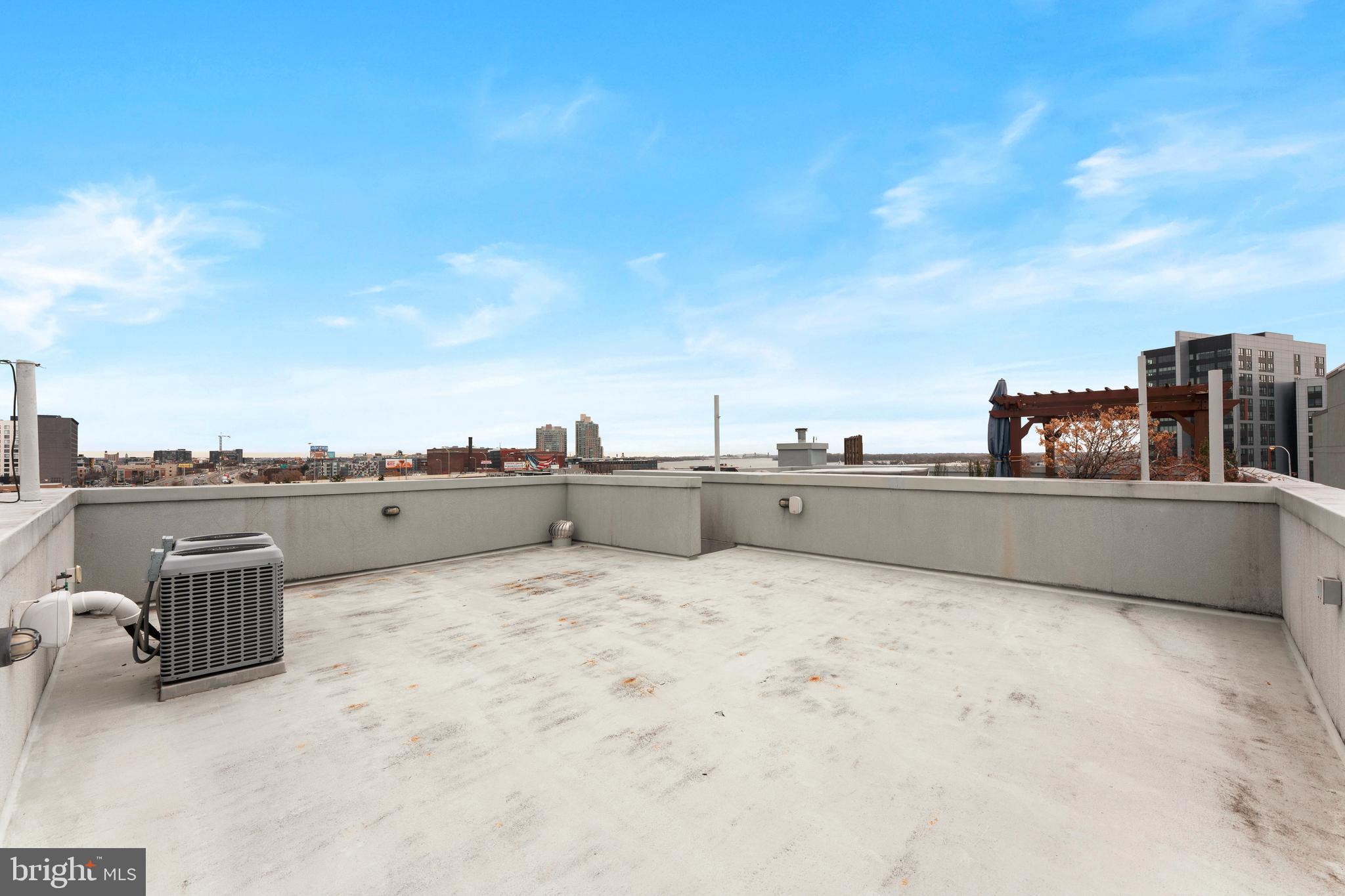 OLD CITY - Residential