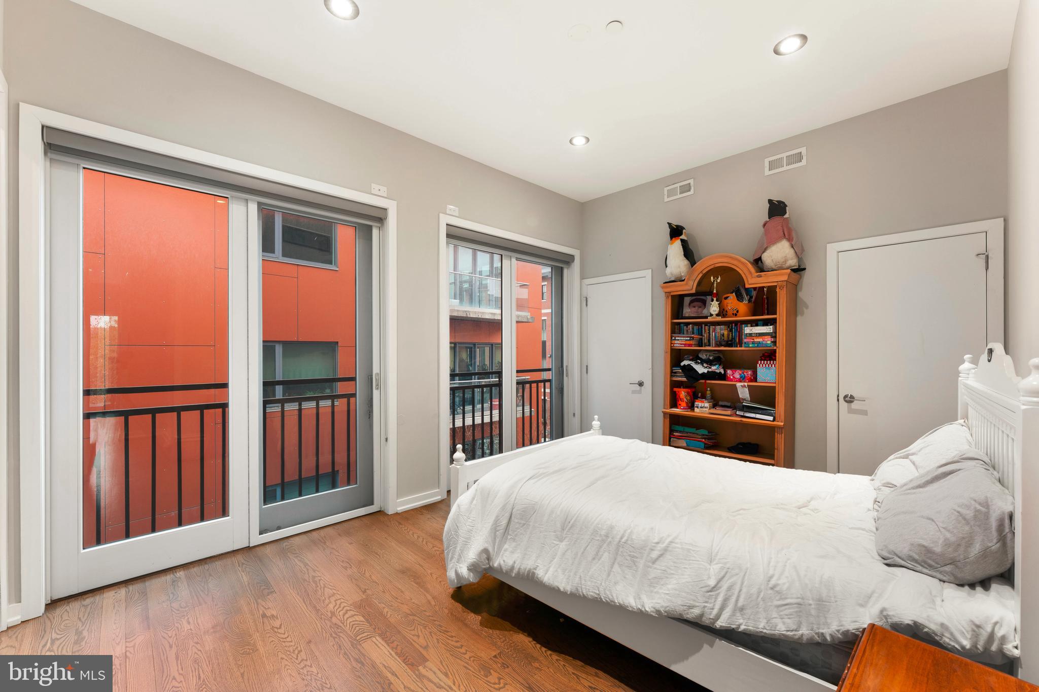 OLD CITY - Residential