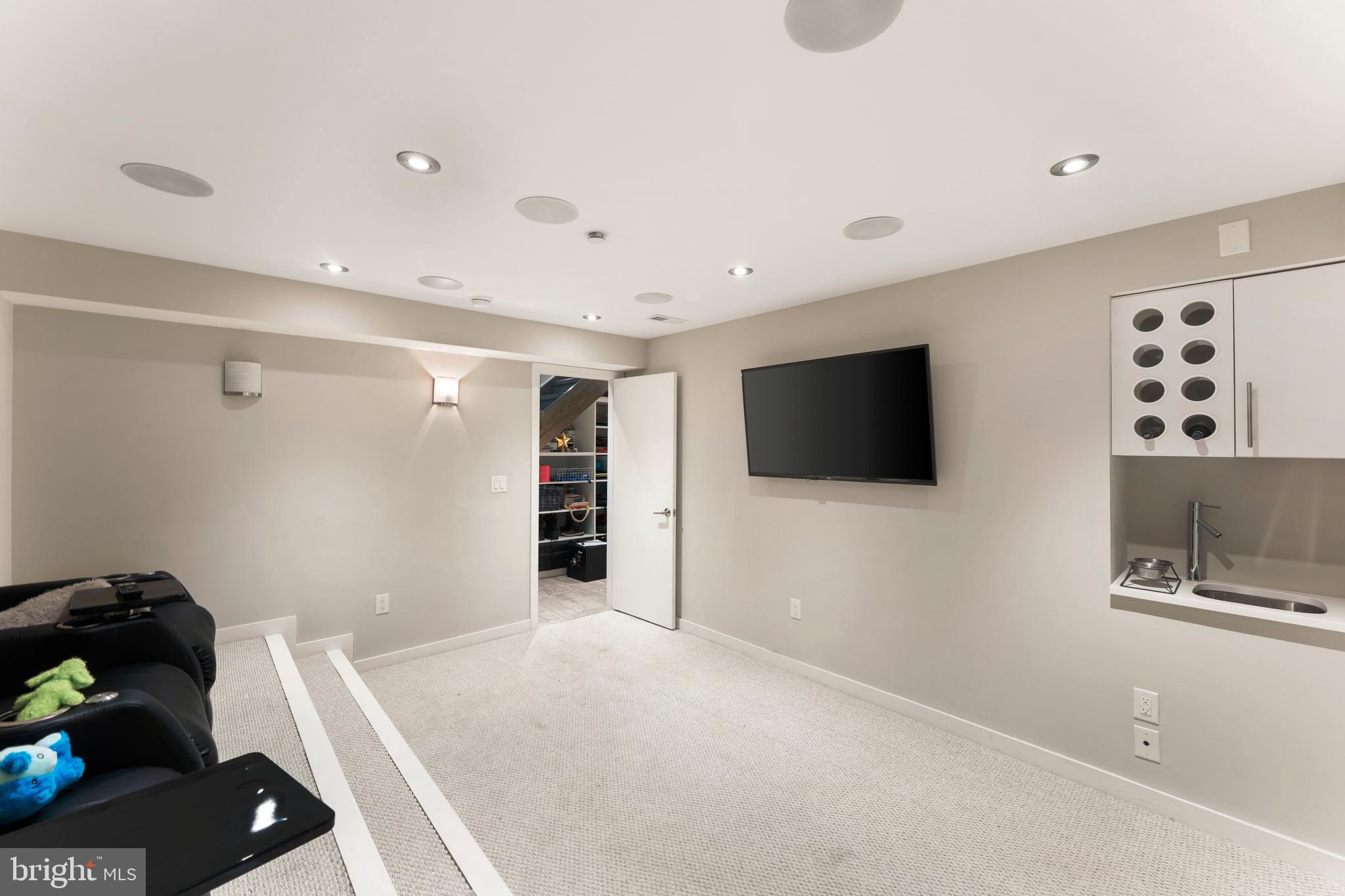 OLD CITY - Residential