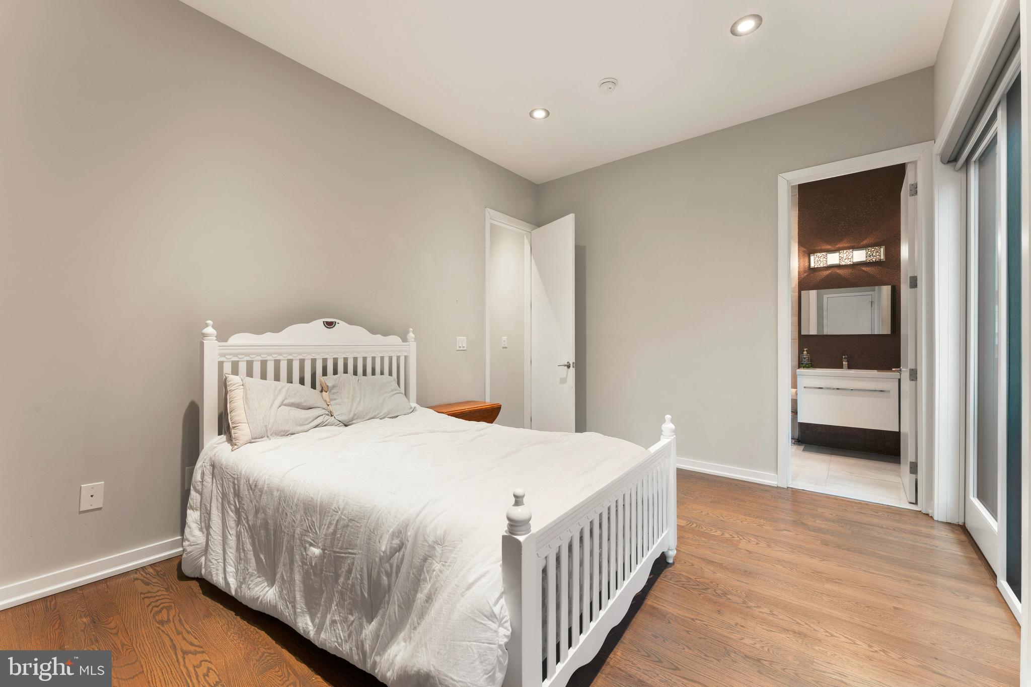 OLD CITY - Residential