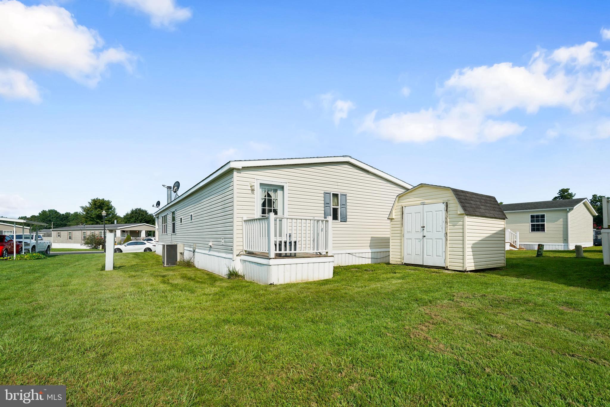 SHERWOOD FOREST - Residential