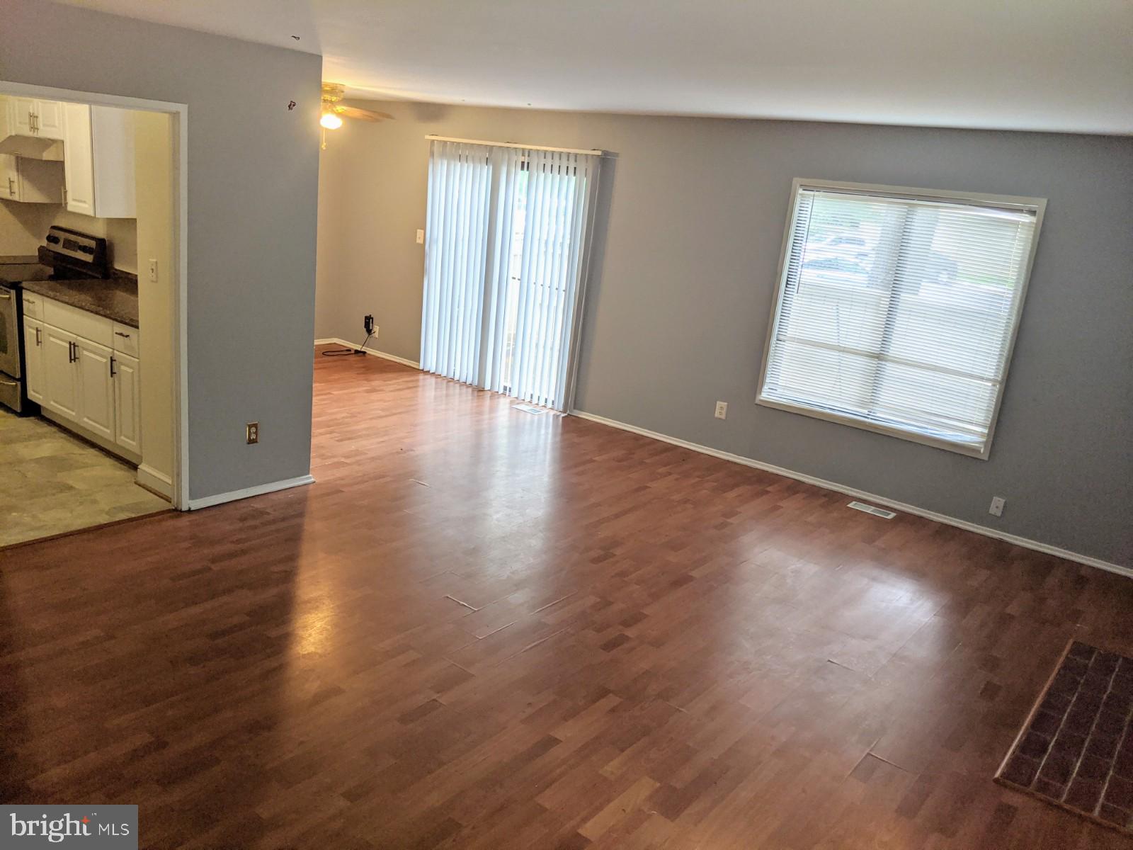 ESSEX PLACE - Residential