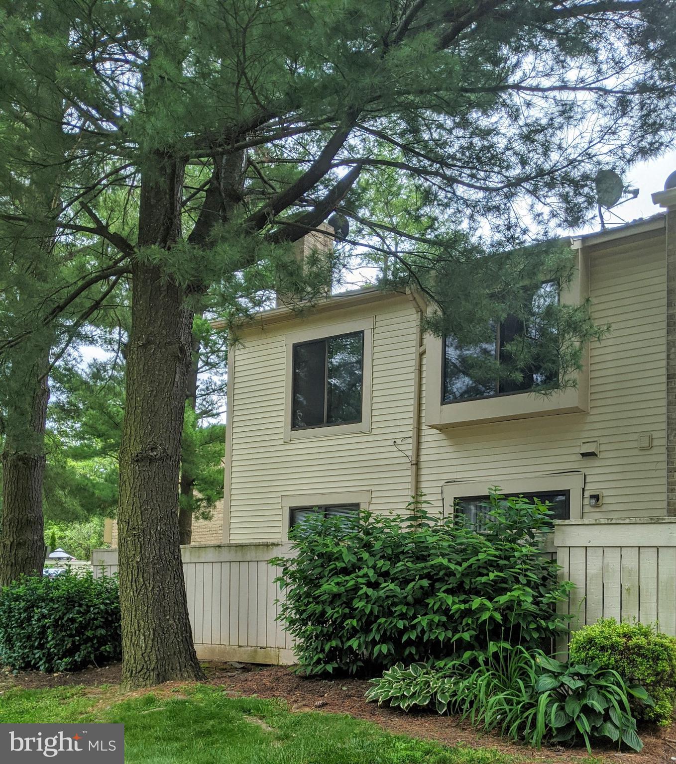 ESSEX PLACE - Residential