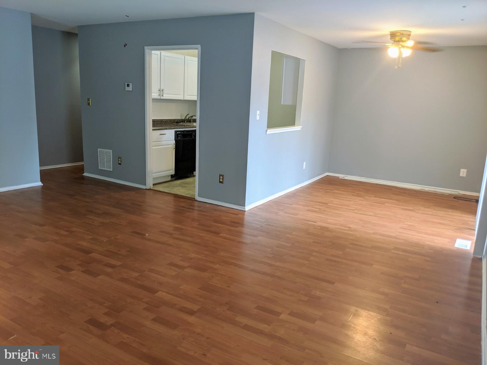 ESSEX PLACE - Residential