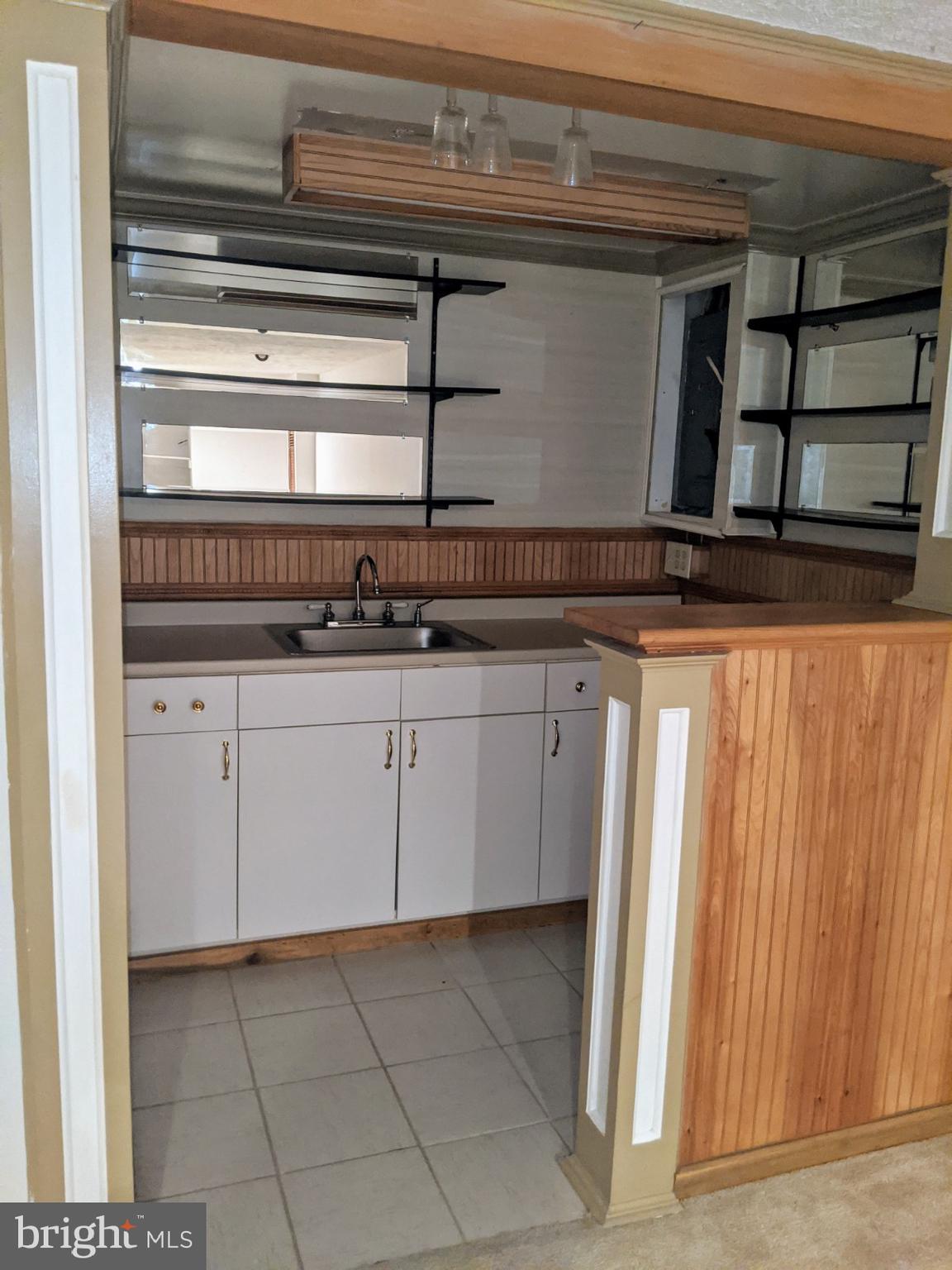 ESSEX PLACE - Residential