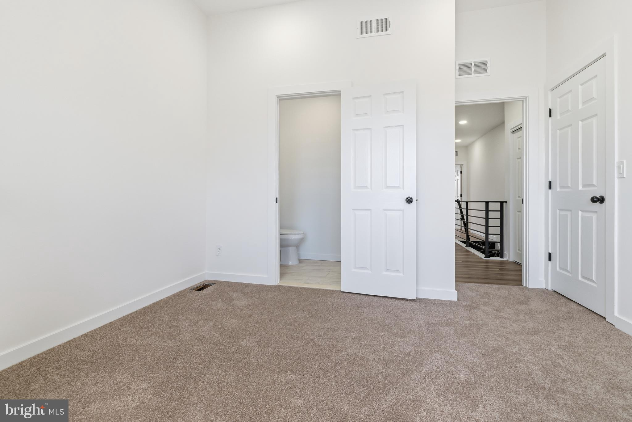 PHILADELPHIA - Residential