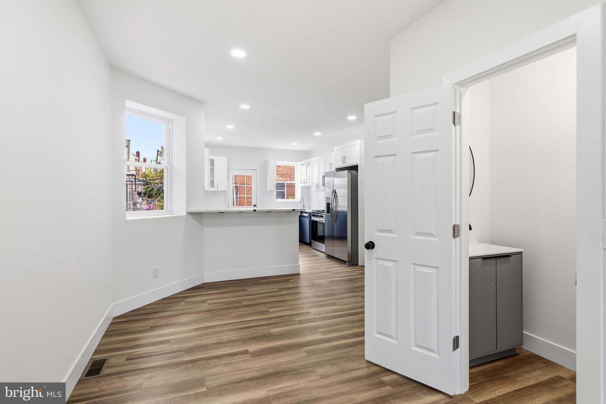 PHILADELPHIA - Residential