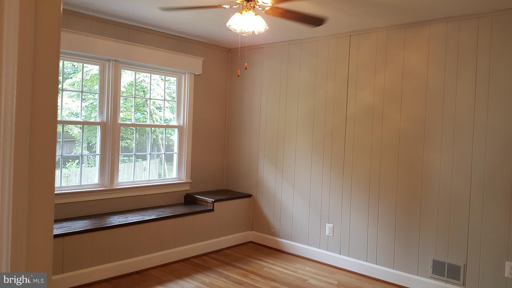 SLEEPY HOLLOW - Residential Lease