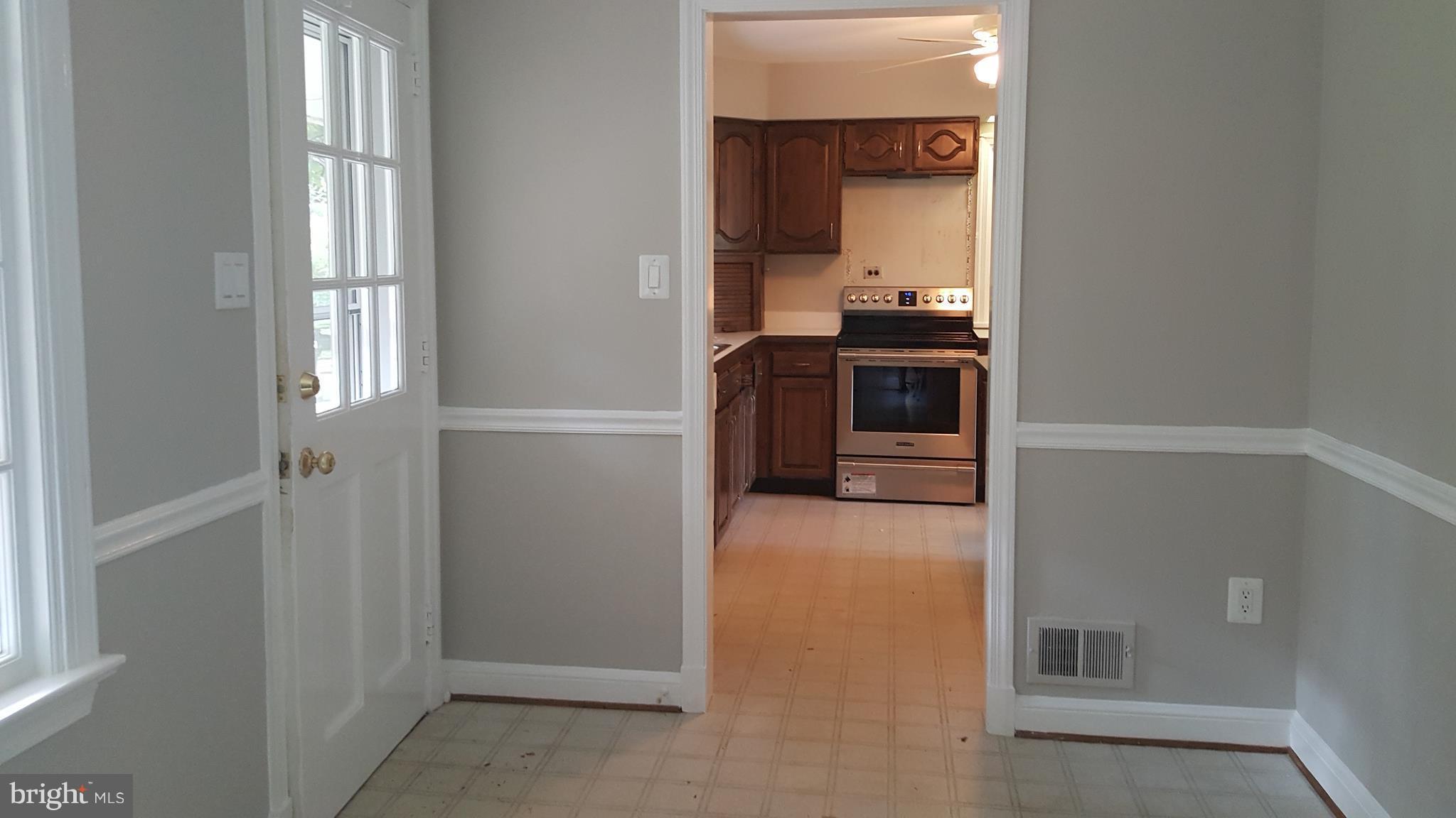 SLEEPY HOLLOW - Residential Lease