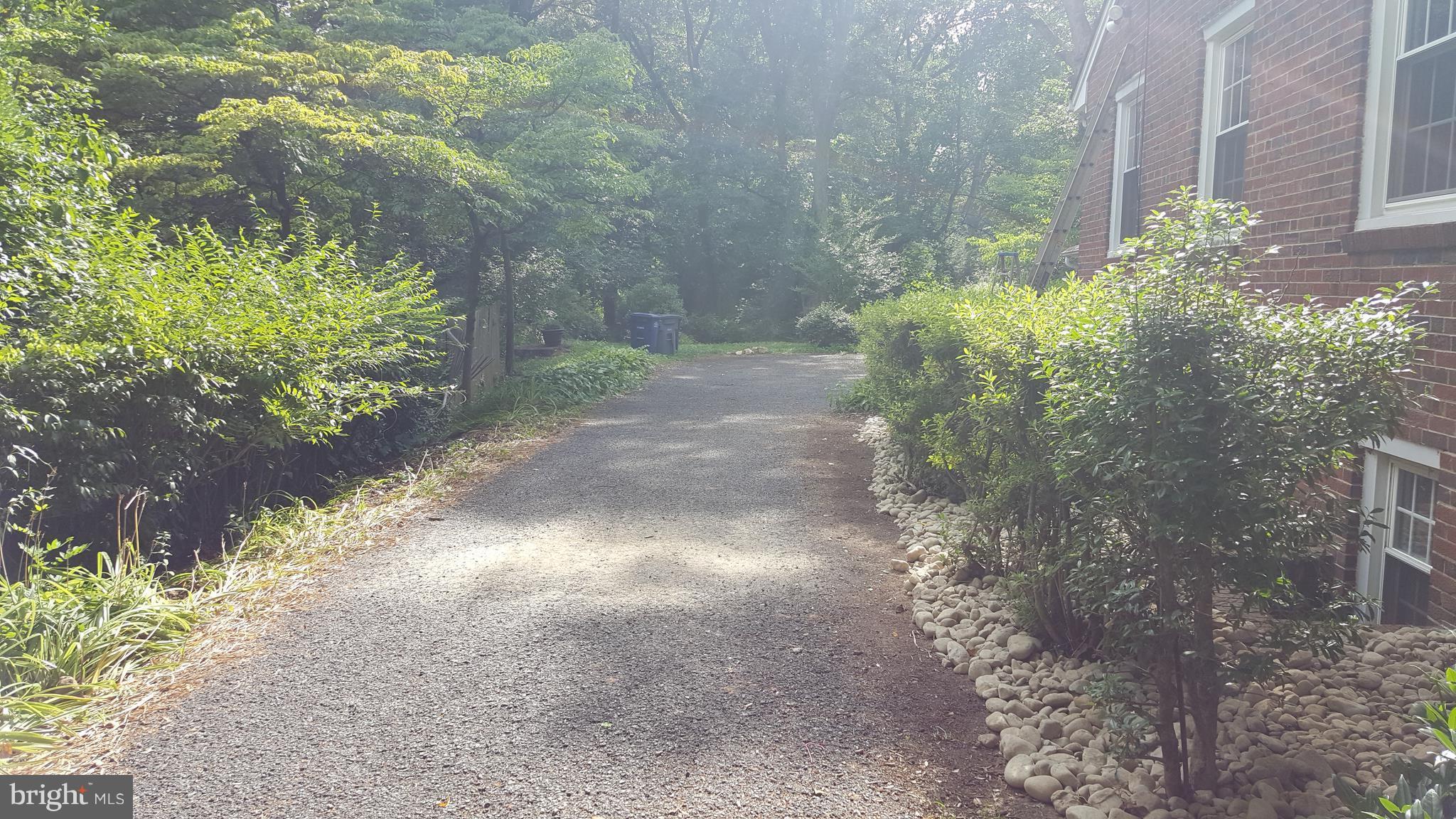 SLEEPY HOLLOW - Residential Lease