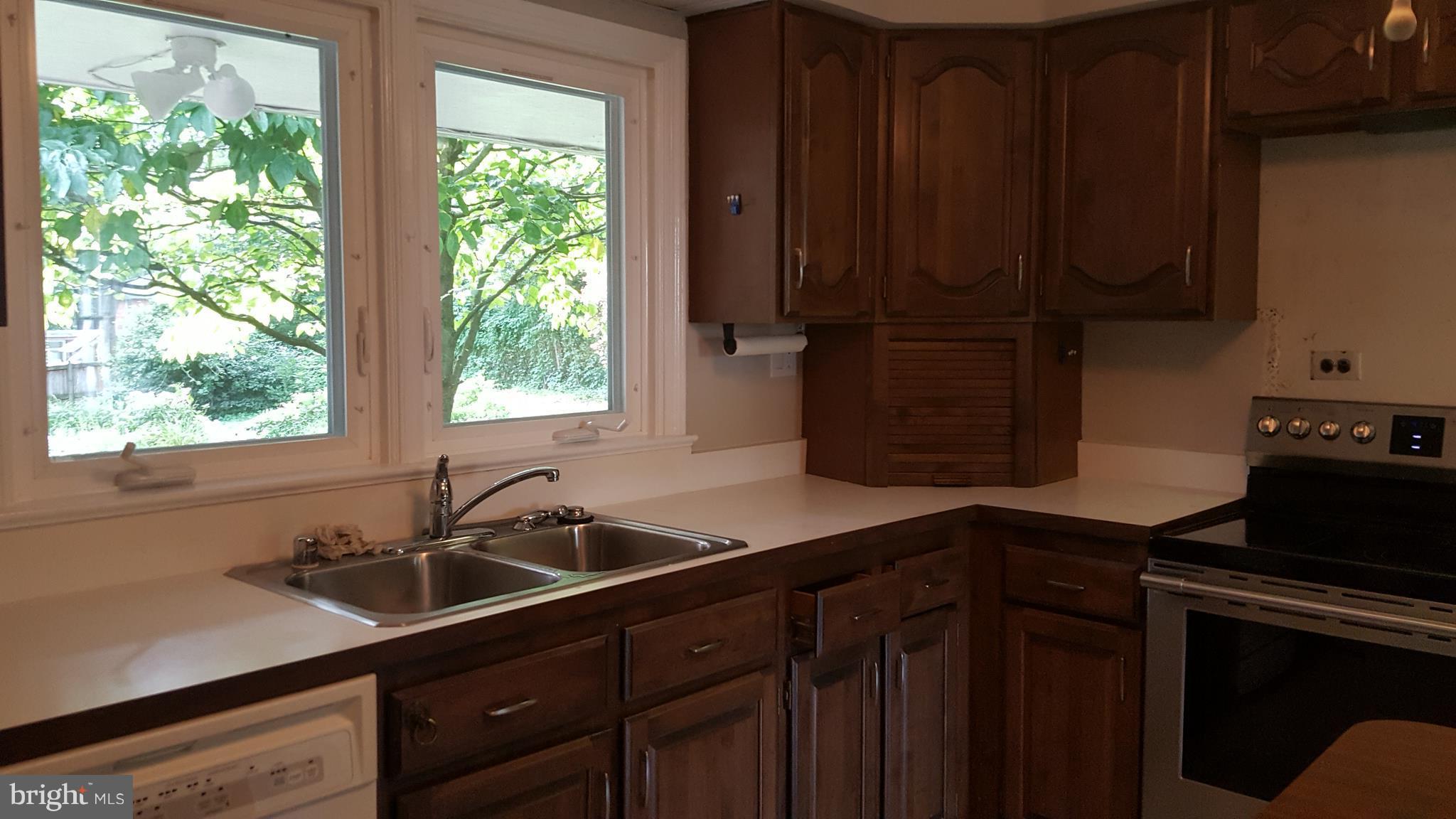 SLEEPY HOLLOW - Residential Lease