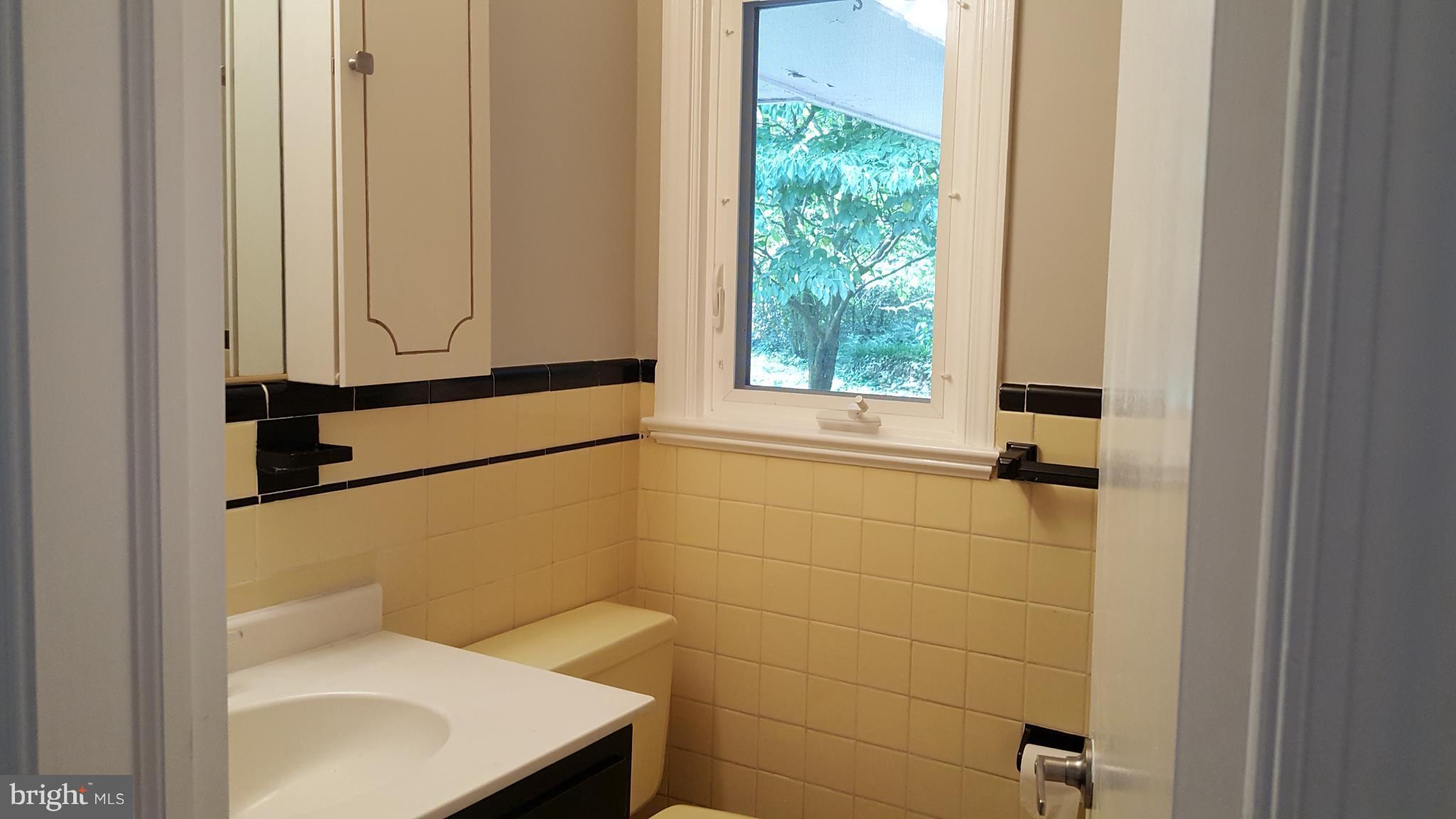 SLEEPY HOLLOW - Residential Lease