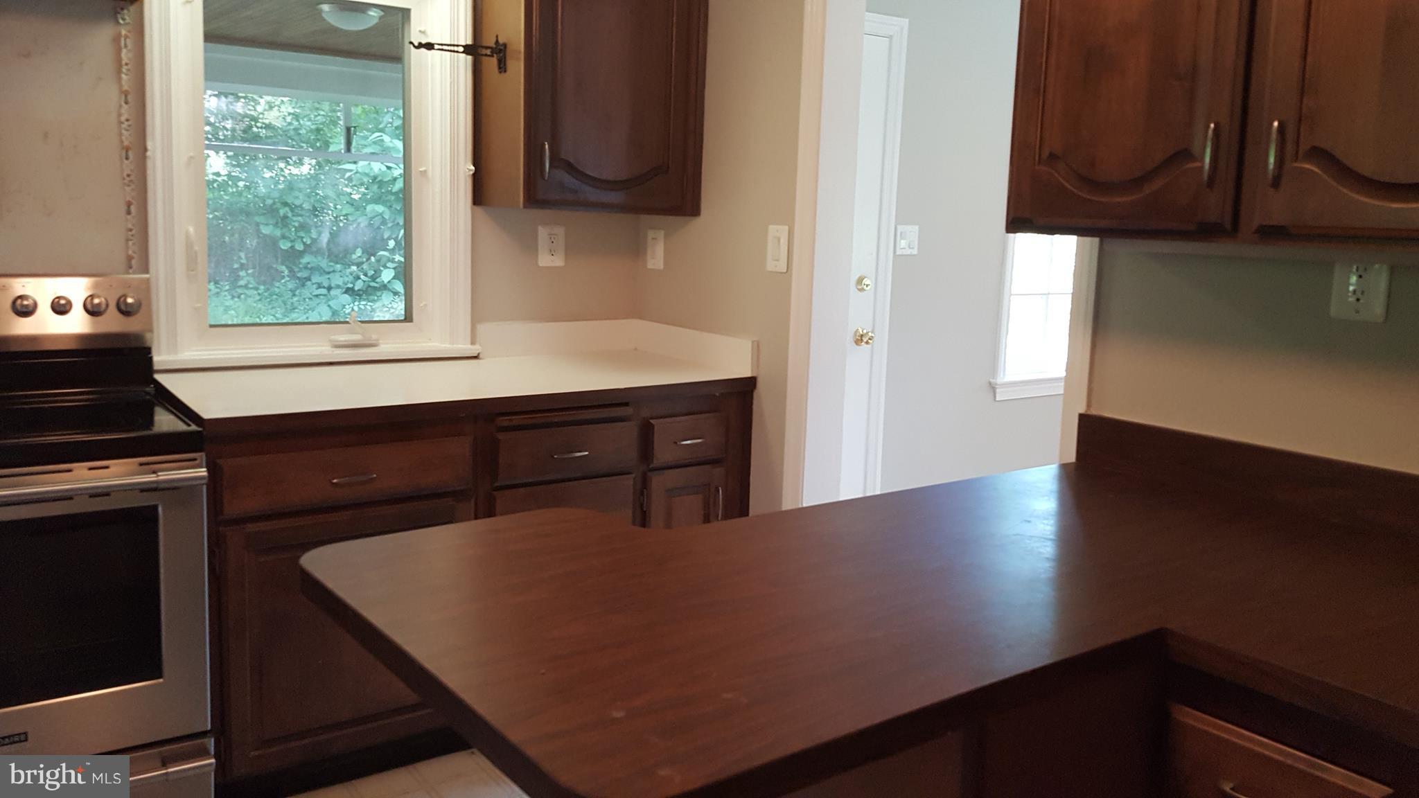 SLEEPY HOLLOW - Residential Lease