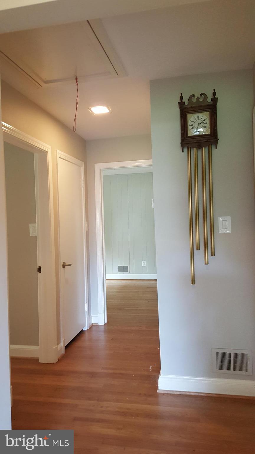 SLEEPY HOLLOW - Residential Lease