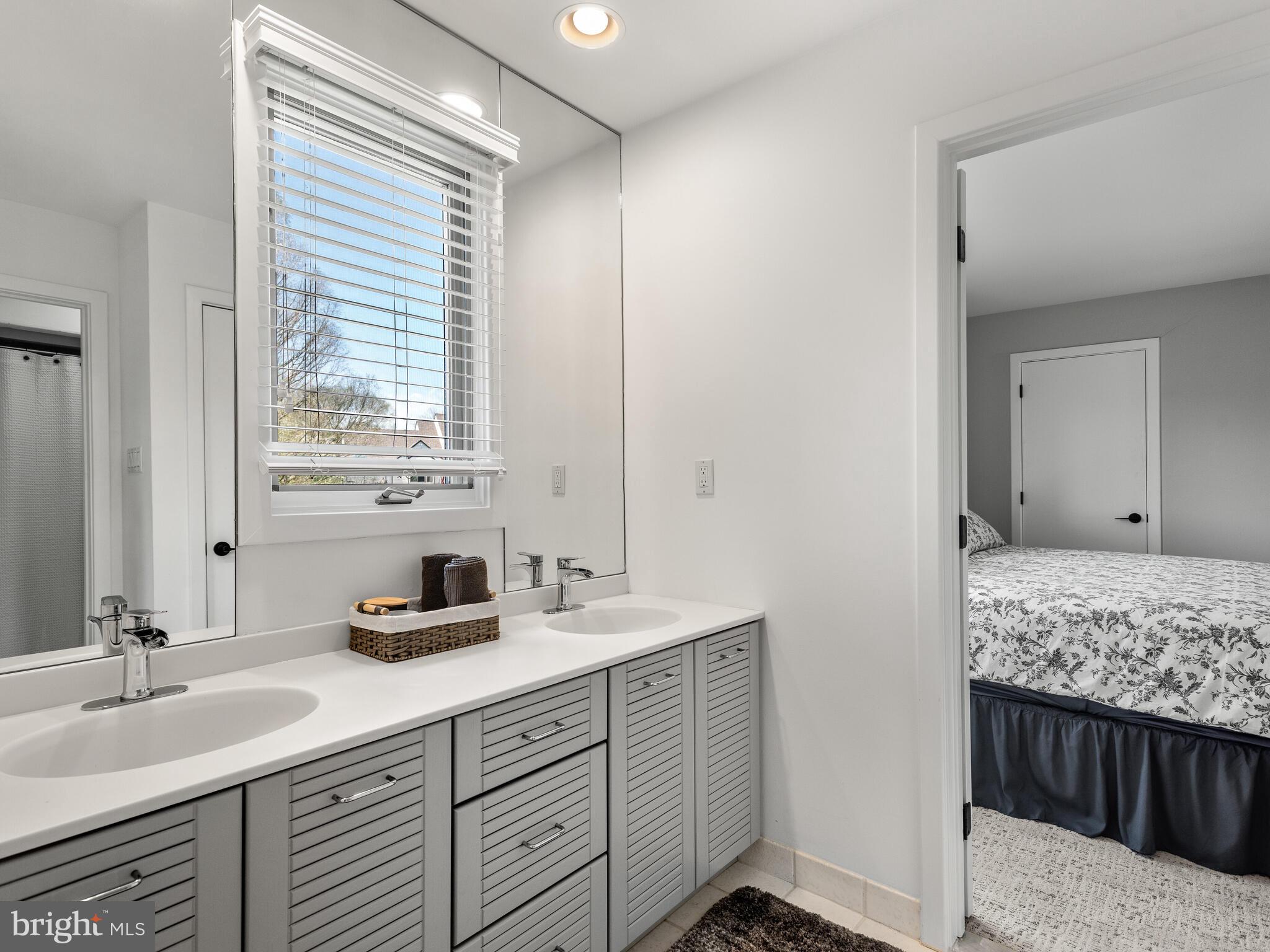 HIGHLANDS AT RADLE - Residential