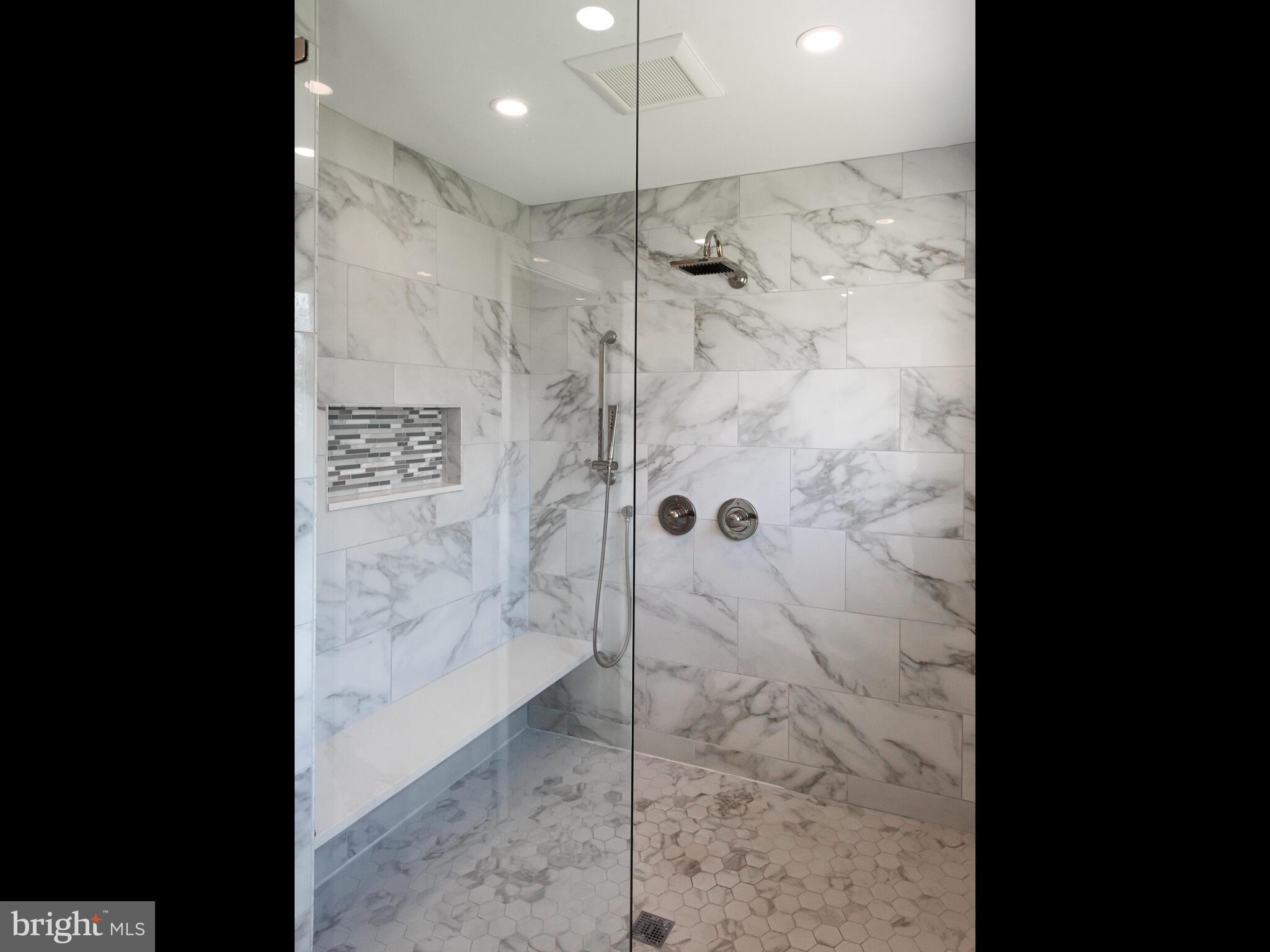 HIGHLANDS AT RADLE - Residential