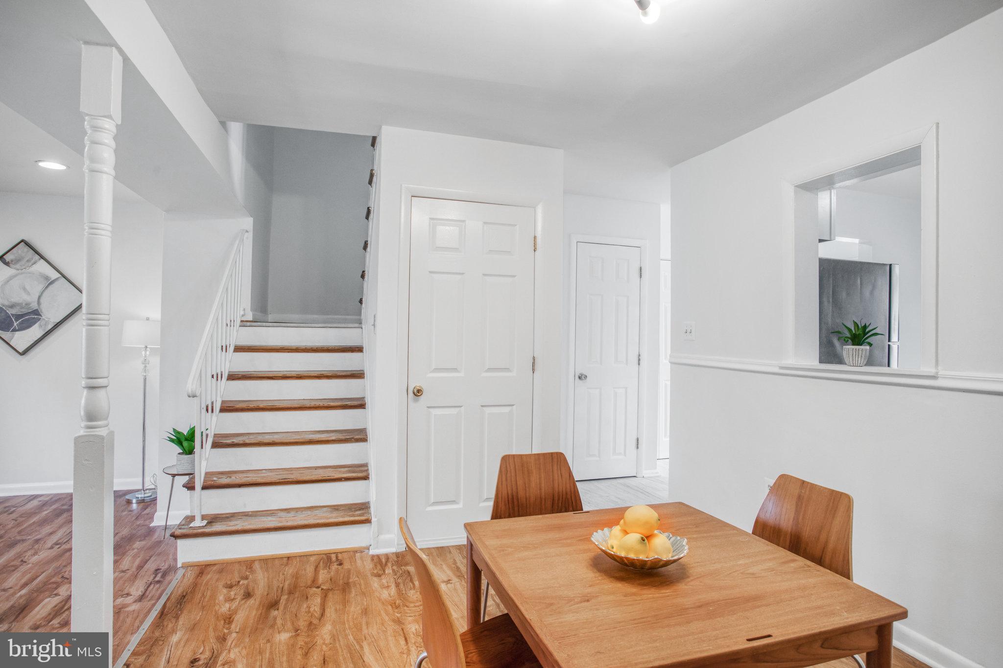 WILLIAMSTOWN - Residential