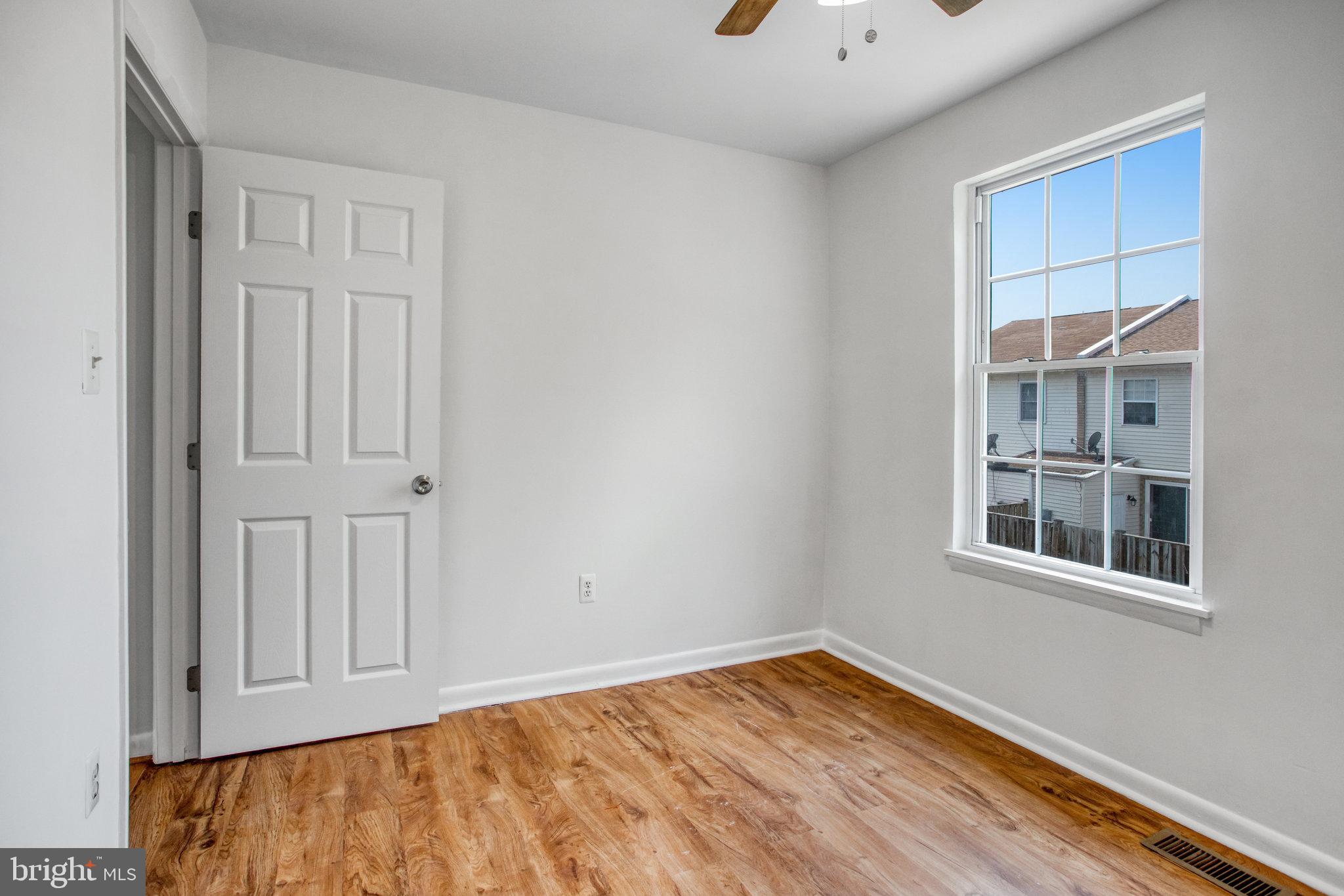 WILLIAMSTOWN - Residential