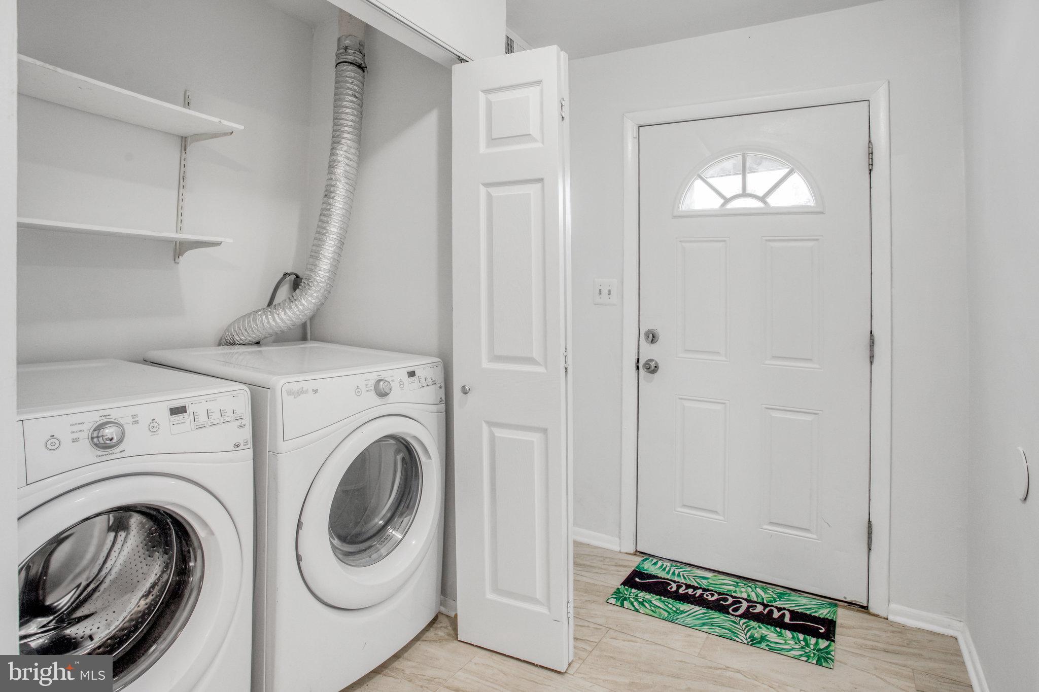 WILLIAMSTOWN - Residential