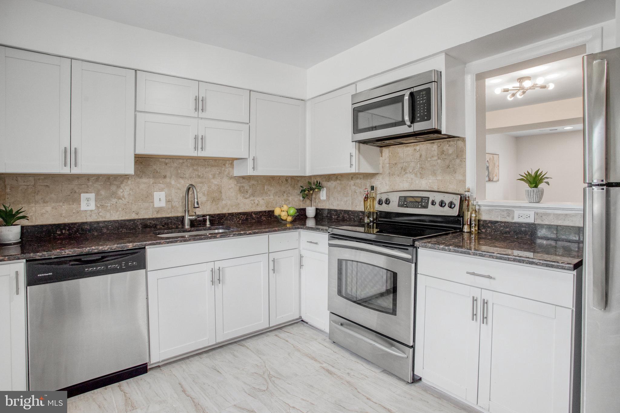 WILLIAMSTOWN - Residential