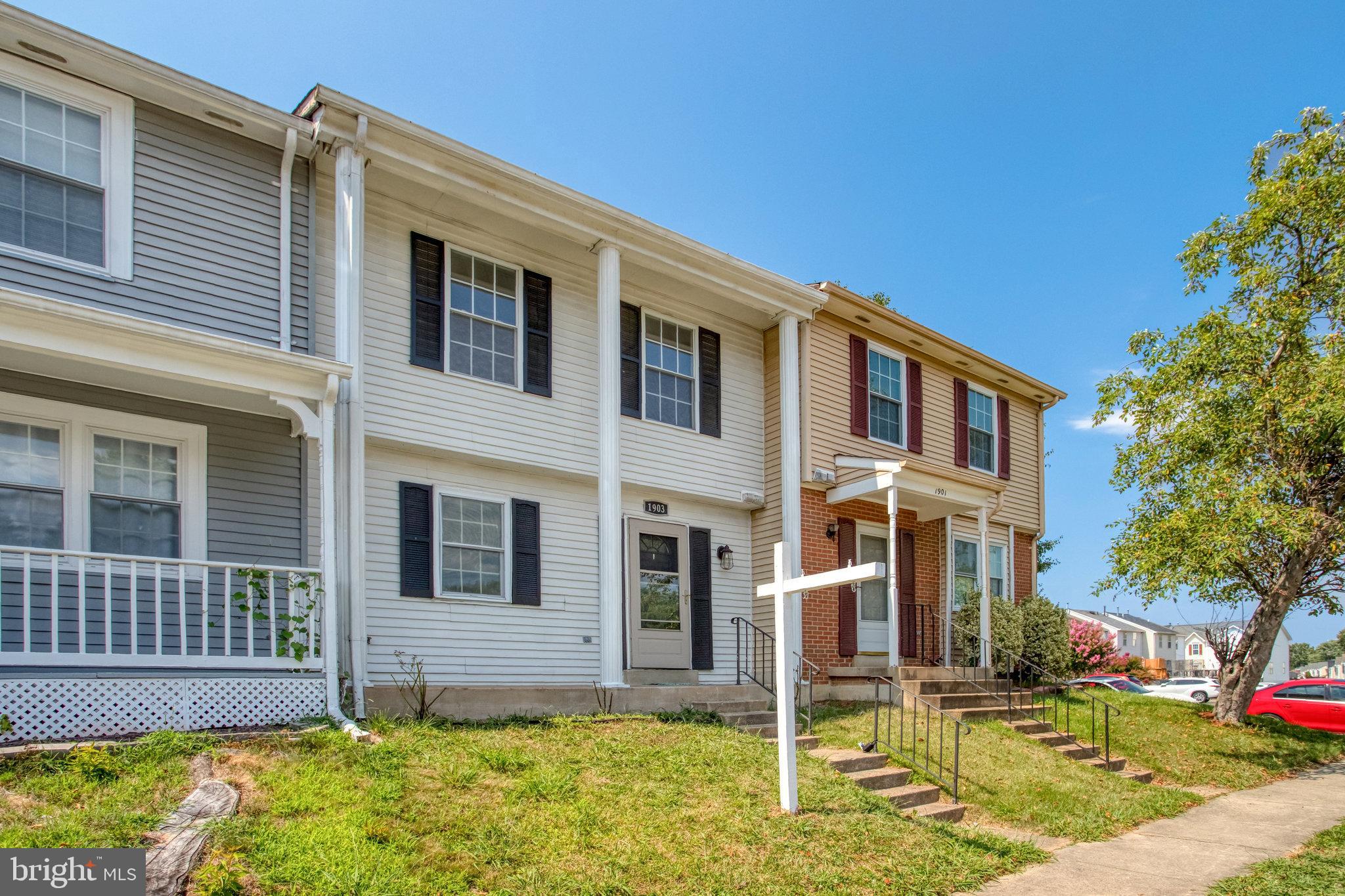 WILLIAMSTOWN - Residential