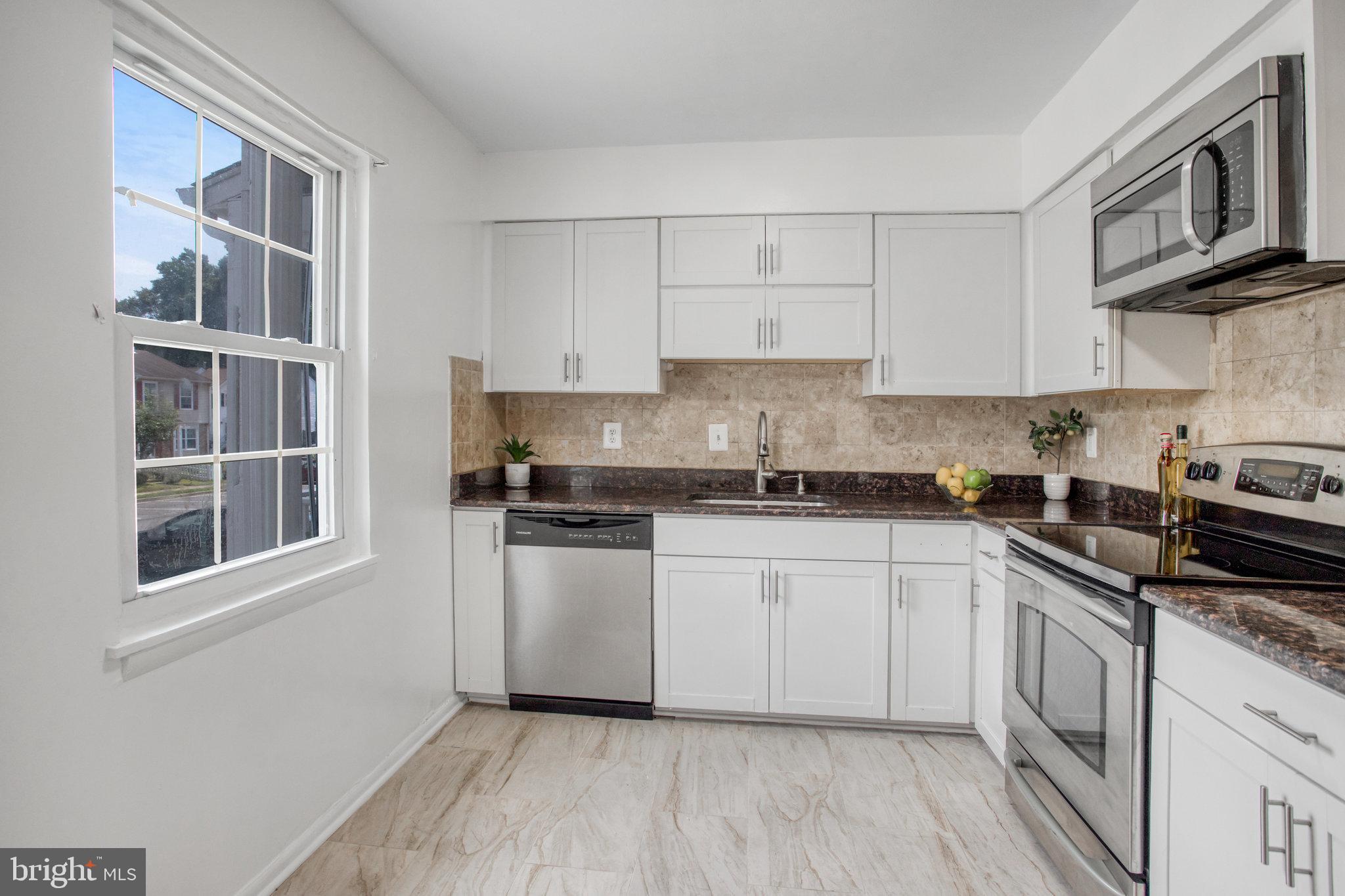 WILLIAMSTOWN - Residential