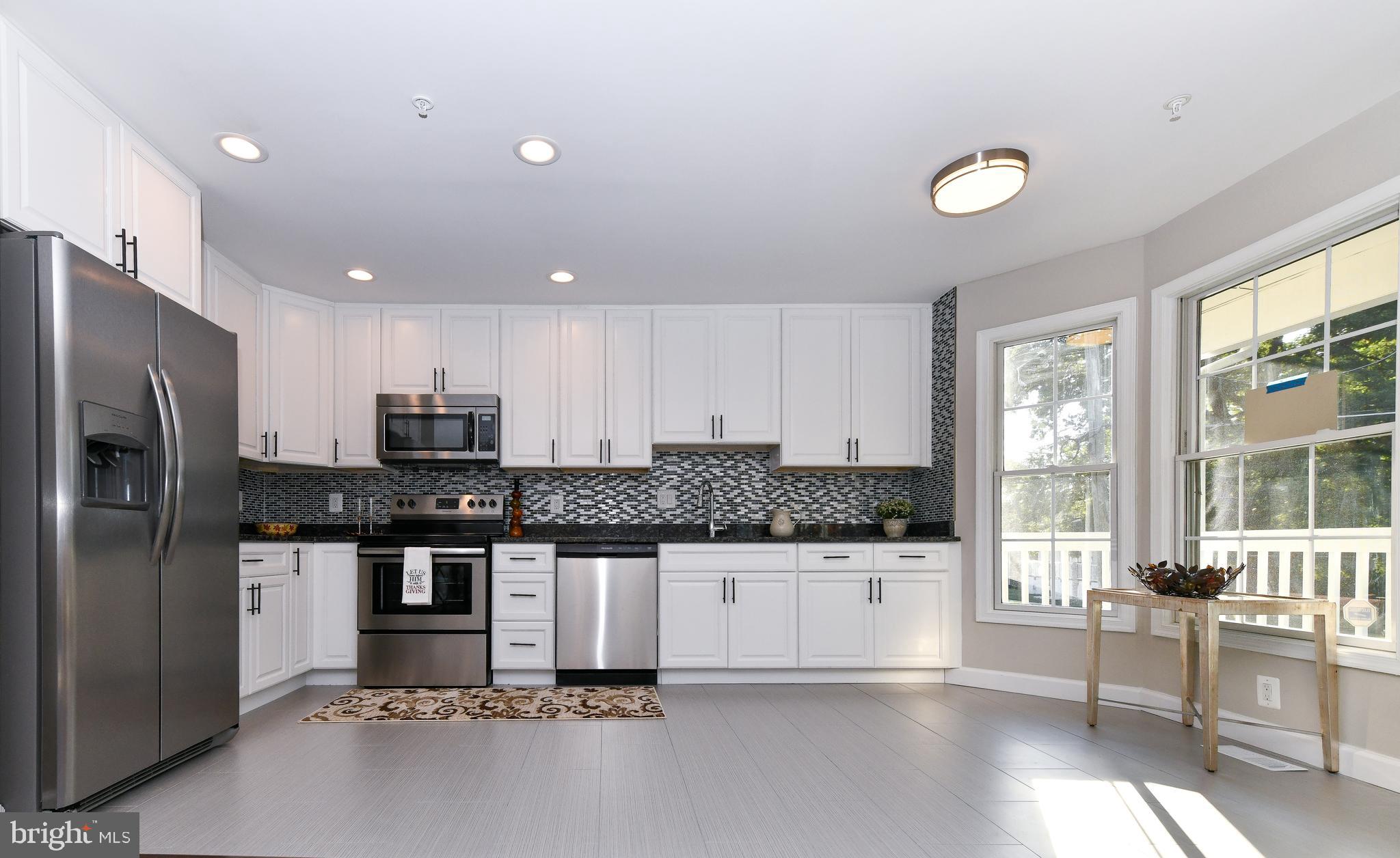 OAKMONT - Residential