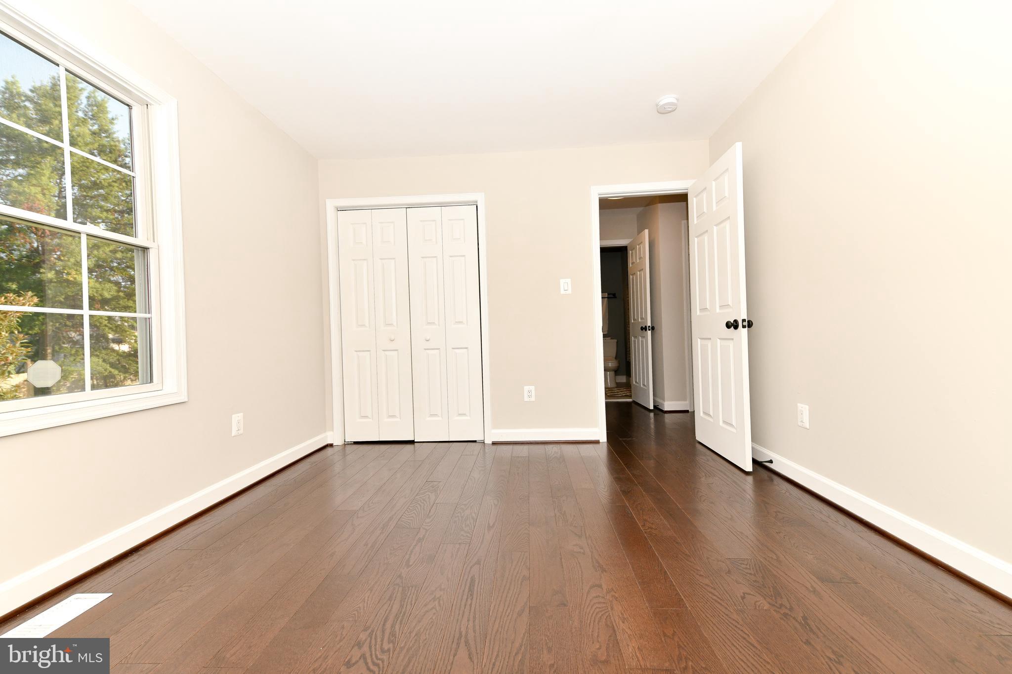 OAKMONT - Residential