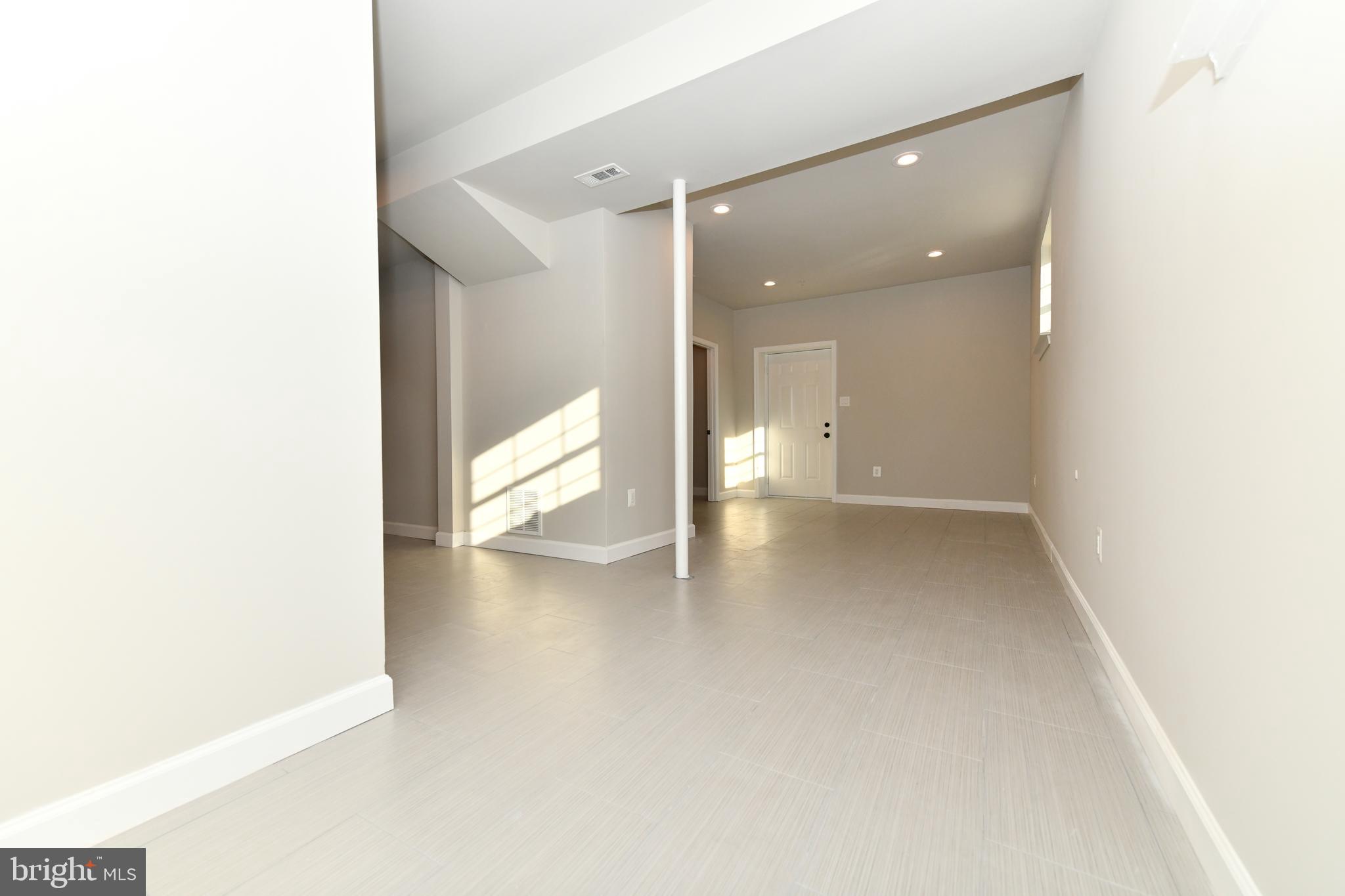 OAKMONT - Residential