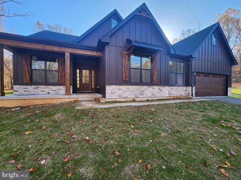 170 PABALEENA LANE KEARNEYSVILLE WV 25430