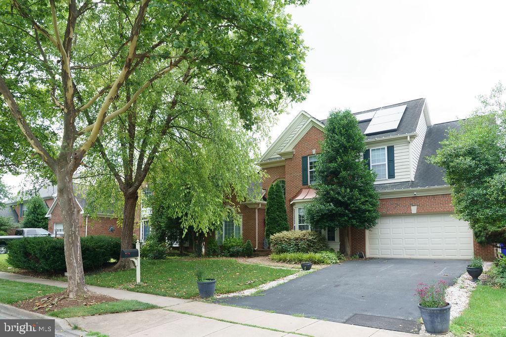 1761 WHEYFIELD DRIVE