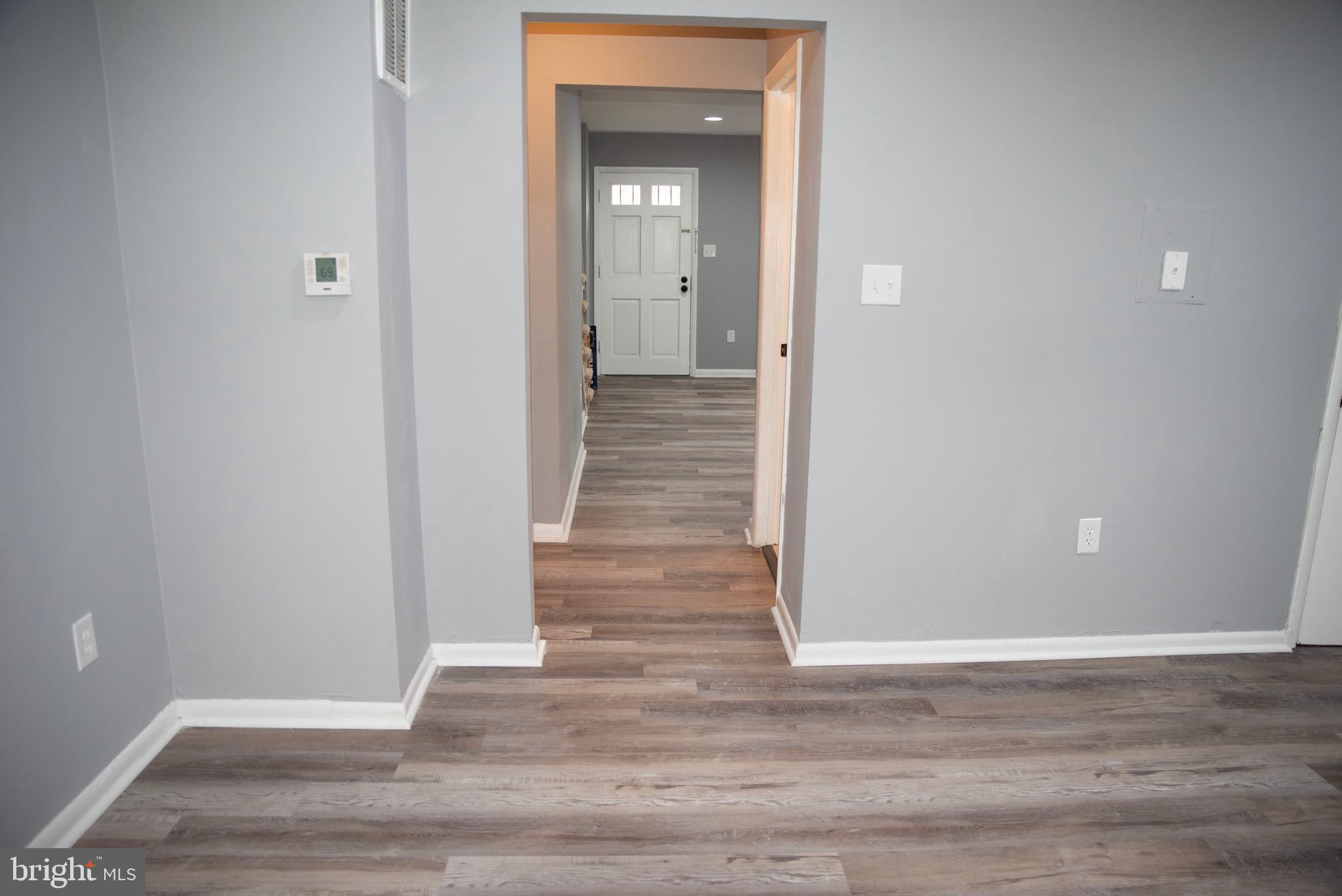 MONIKA COURTS CONDO - Residential