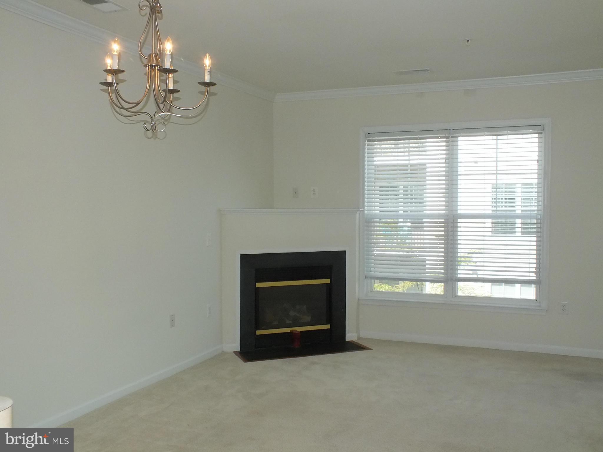 CHANTILLY PARK - Residential Lease