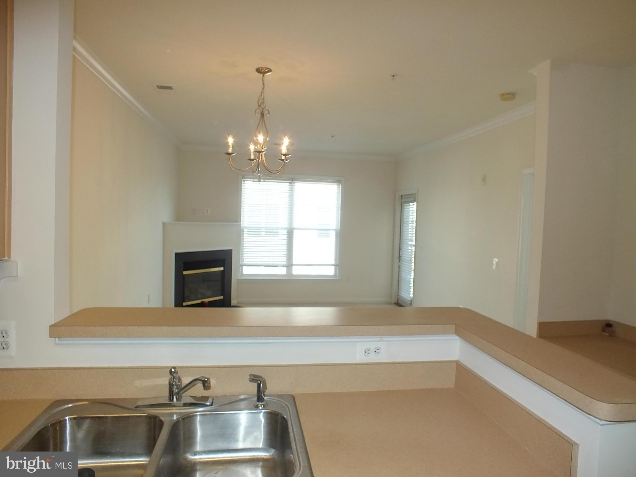 CHANTILLY PARK - Residential Lease