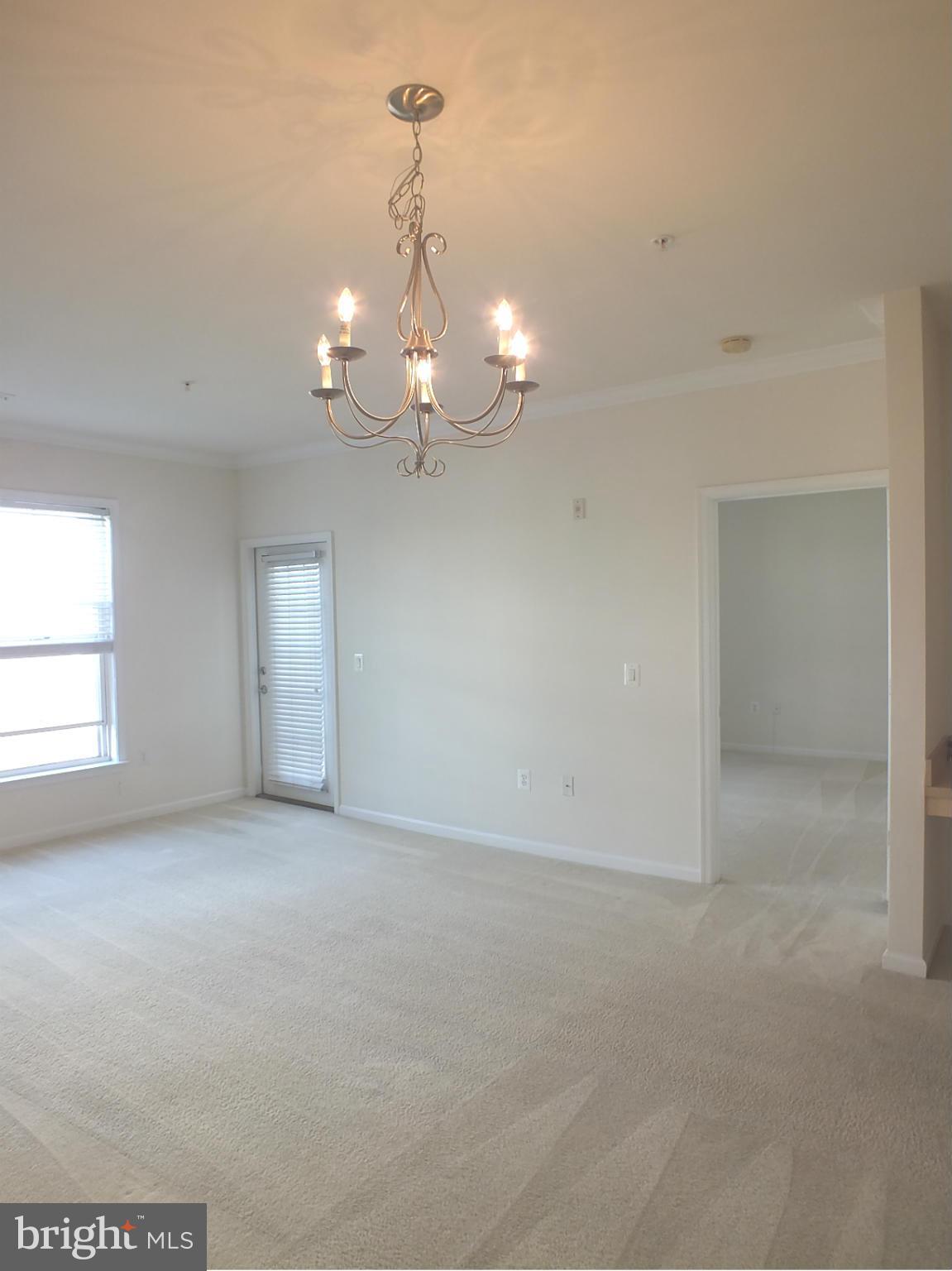 CHANTILLY PARK - Residential Lease