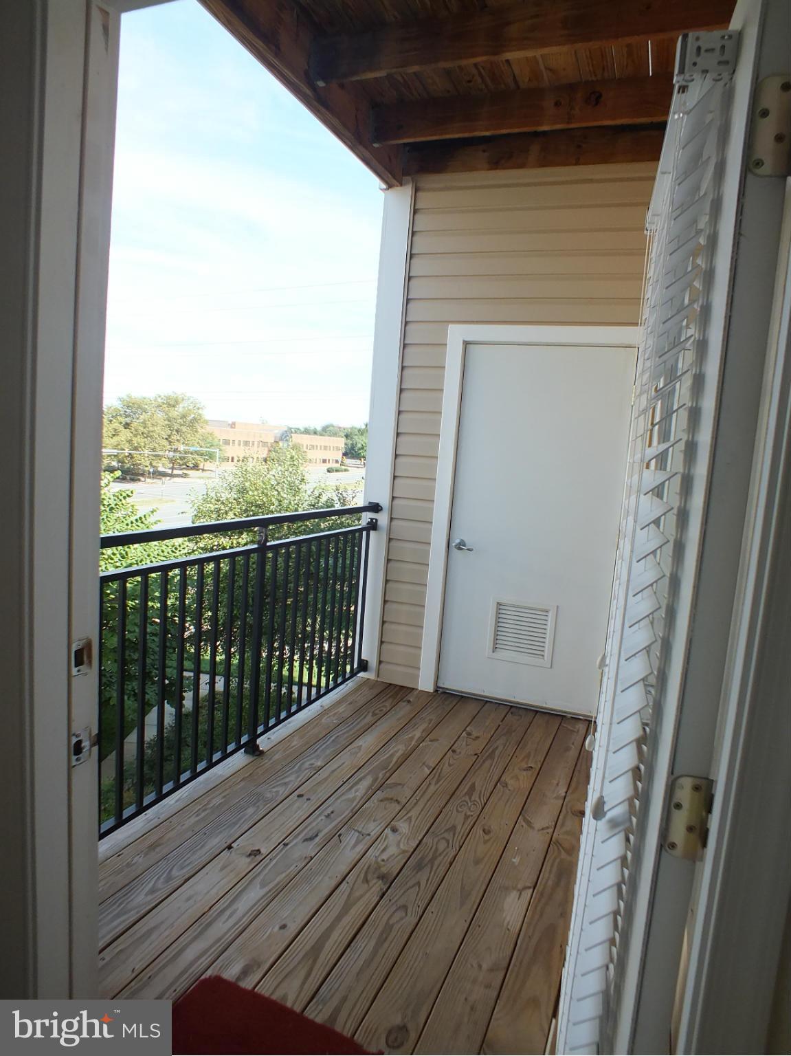 CHANTILLY PARK - Residential Lease