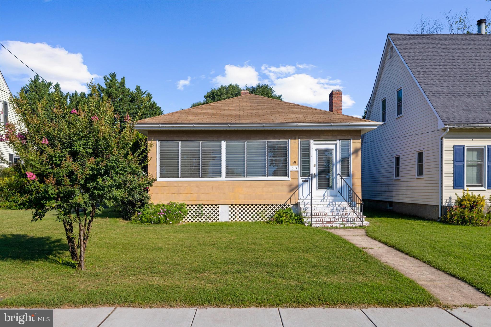 305 MELVIN AVENUE