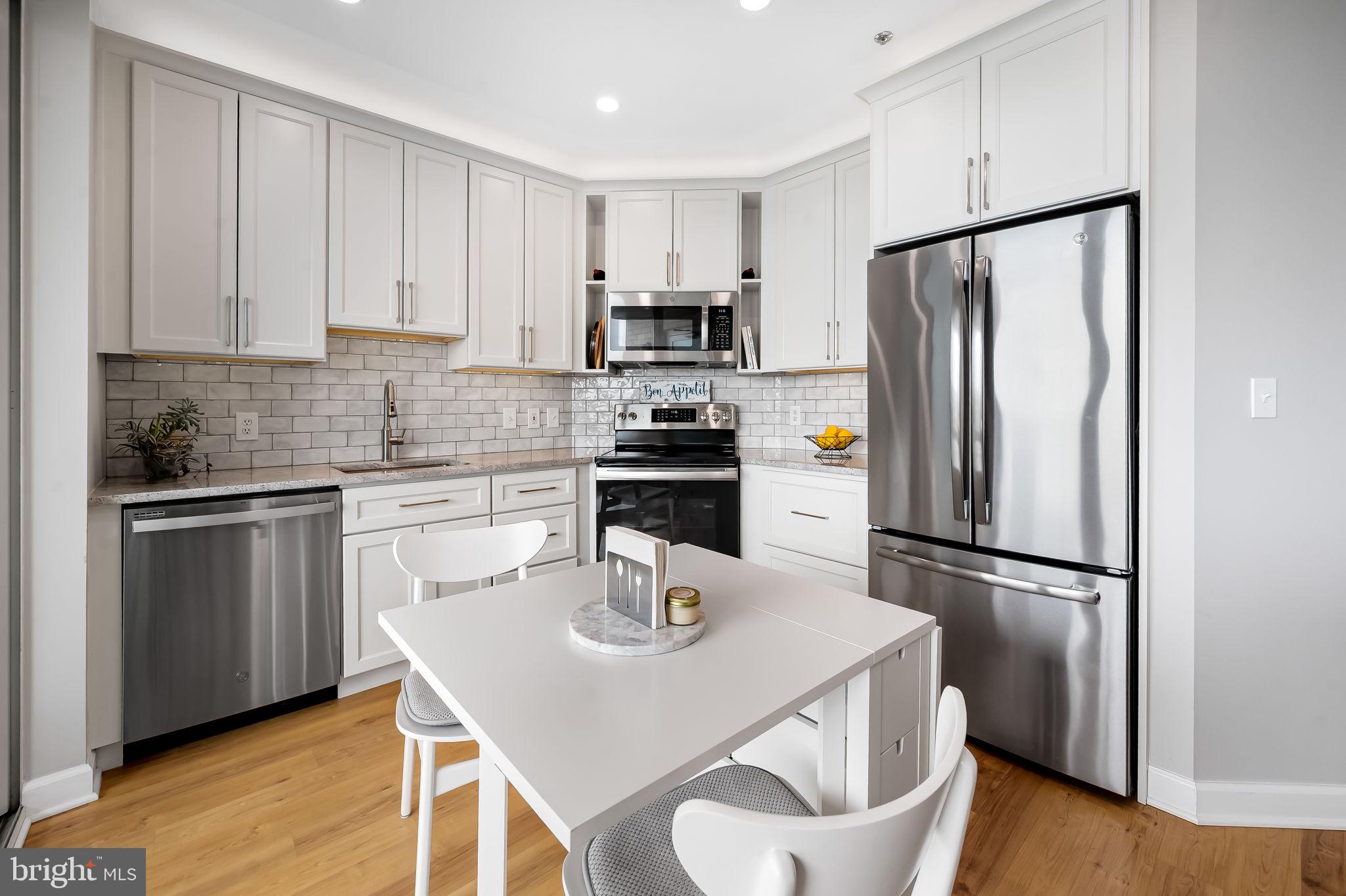 INNER HARBOR - Residential Lease