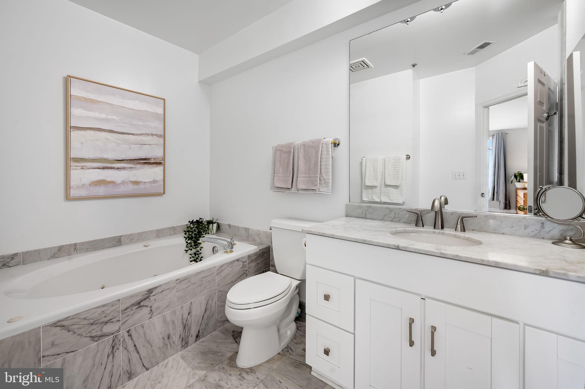 INNER HARBOR - Residential Lease