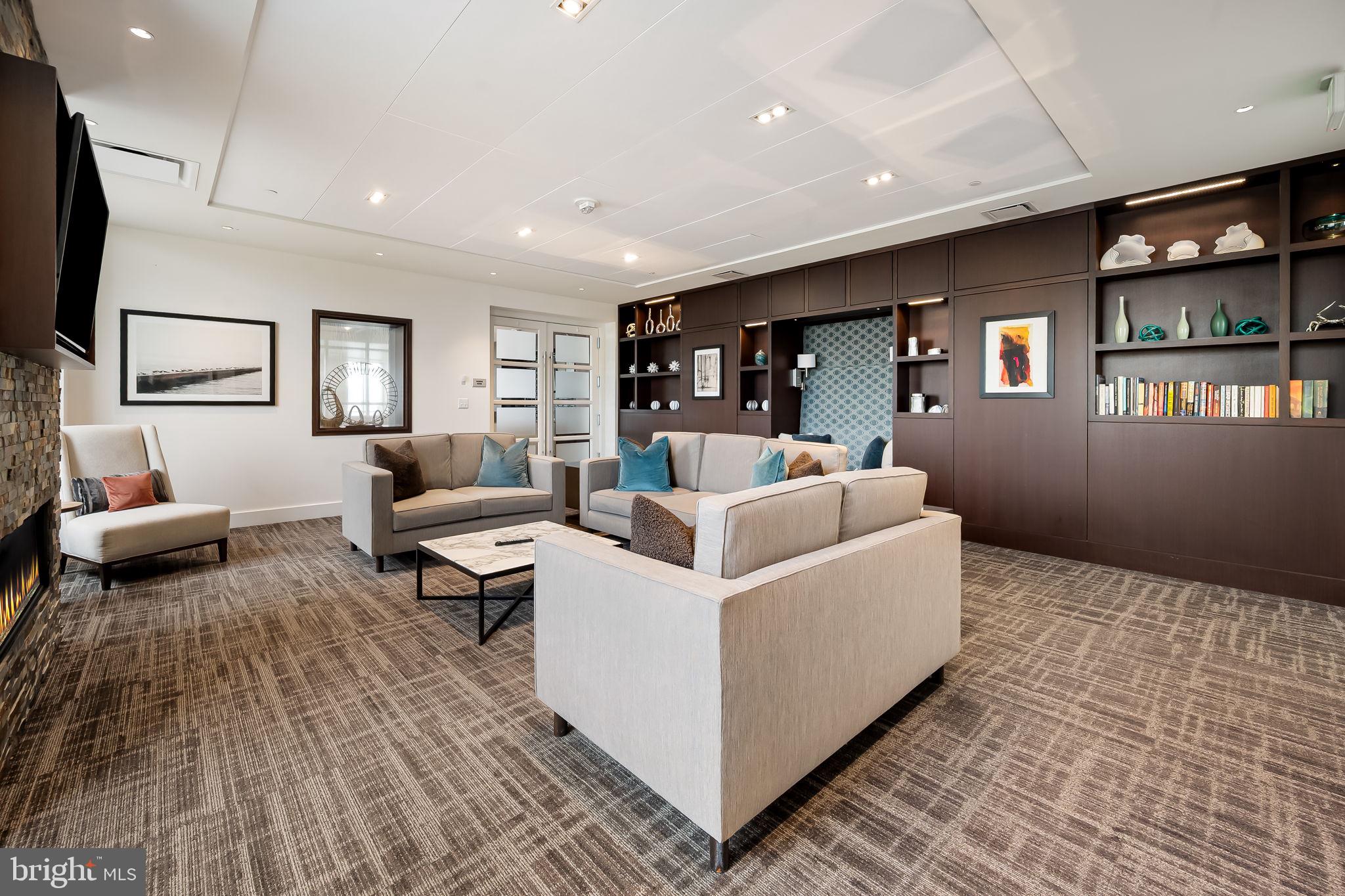 INNER HARBOR - Residential Lease