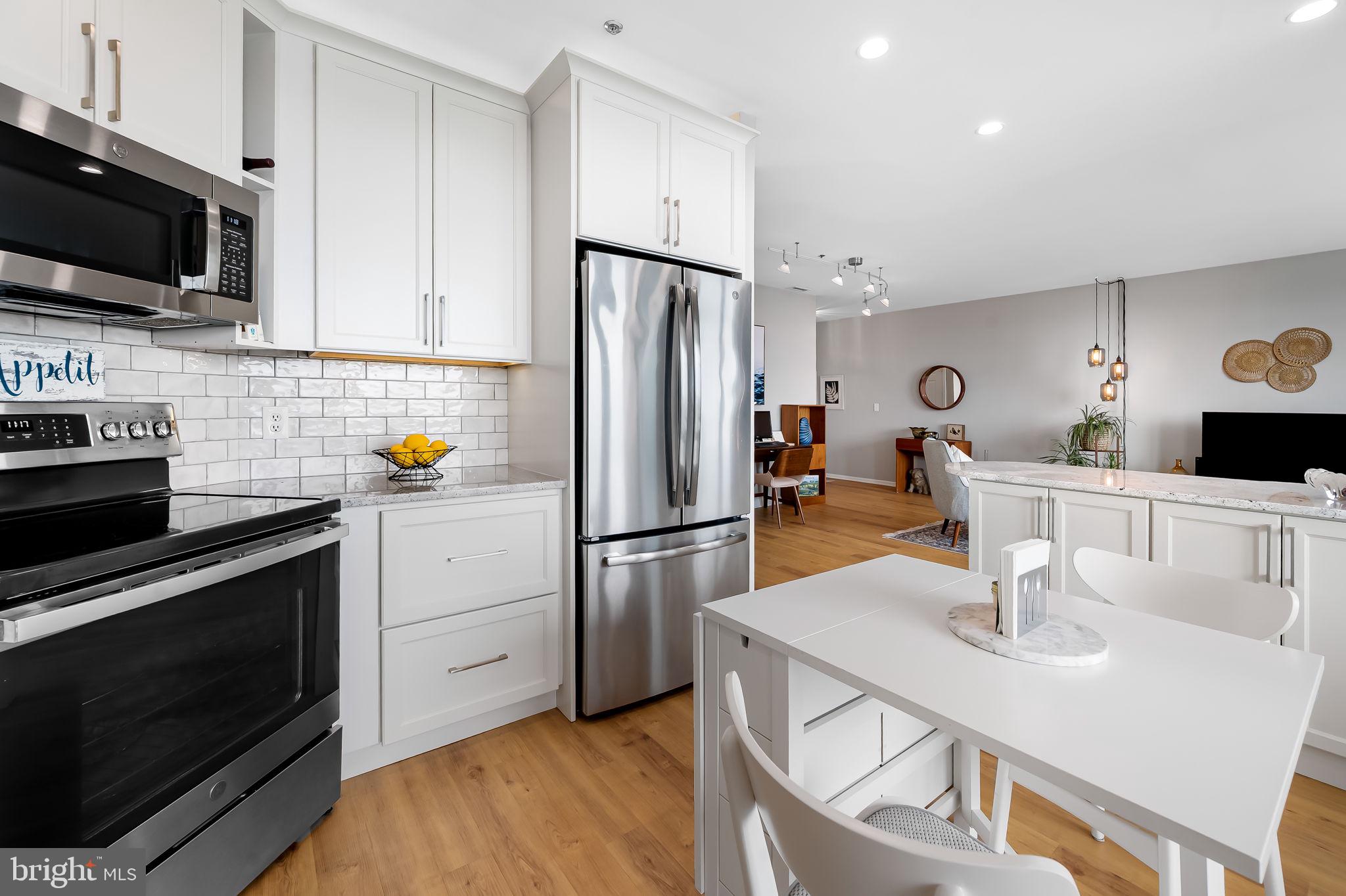 INNER HARBOR - Residential Lease