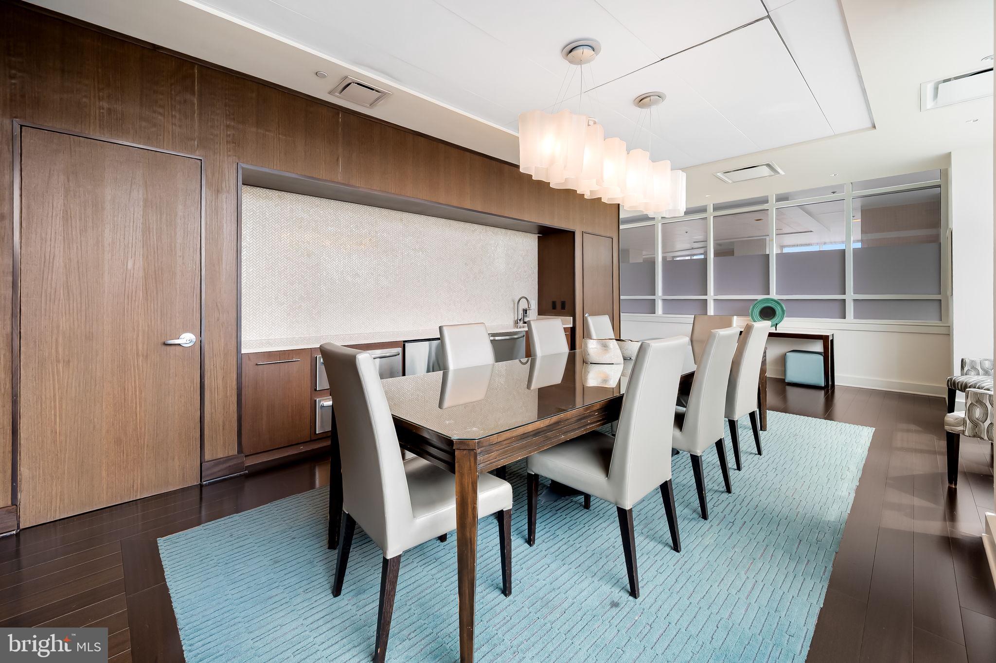 INNER HARBOR - Residential Lease