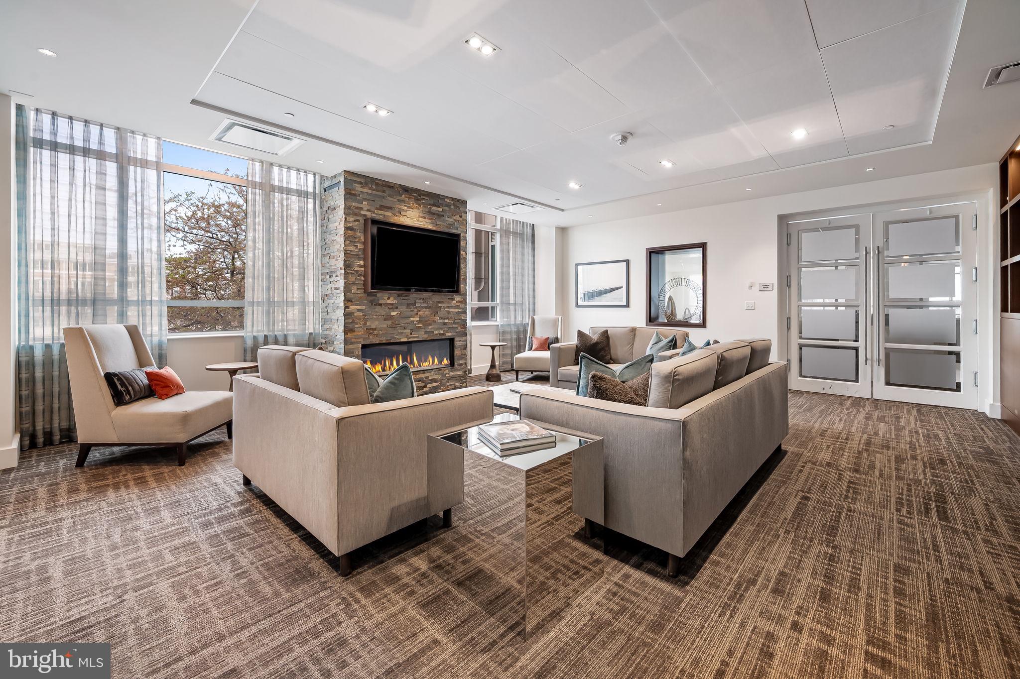 INNER HARBOR - Residential Lease