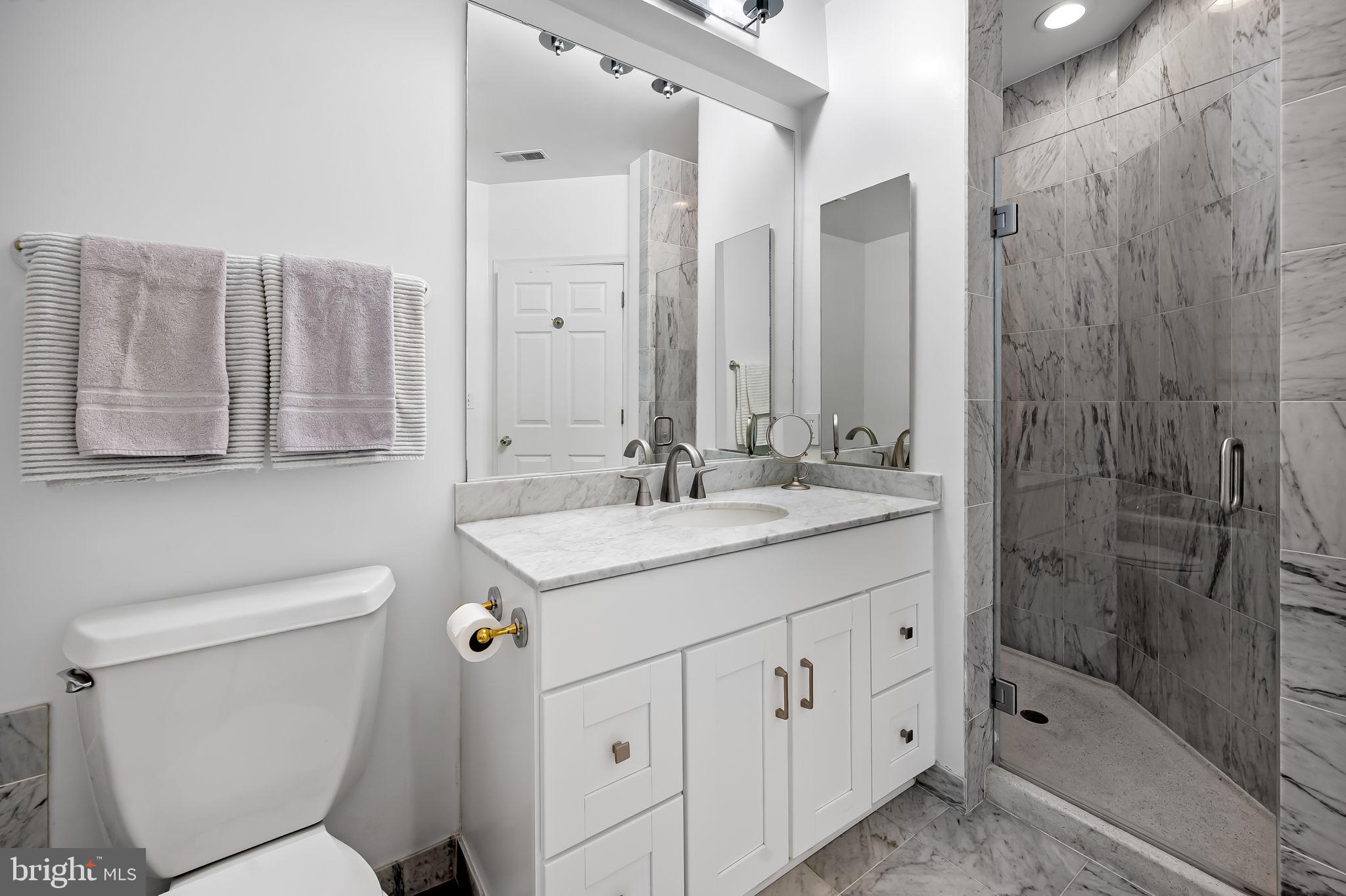 INNER HARBOR - Residential Lease