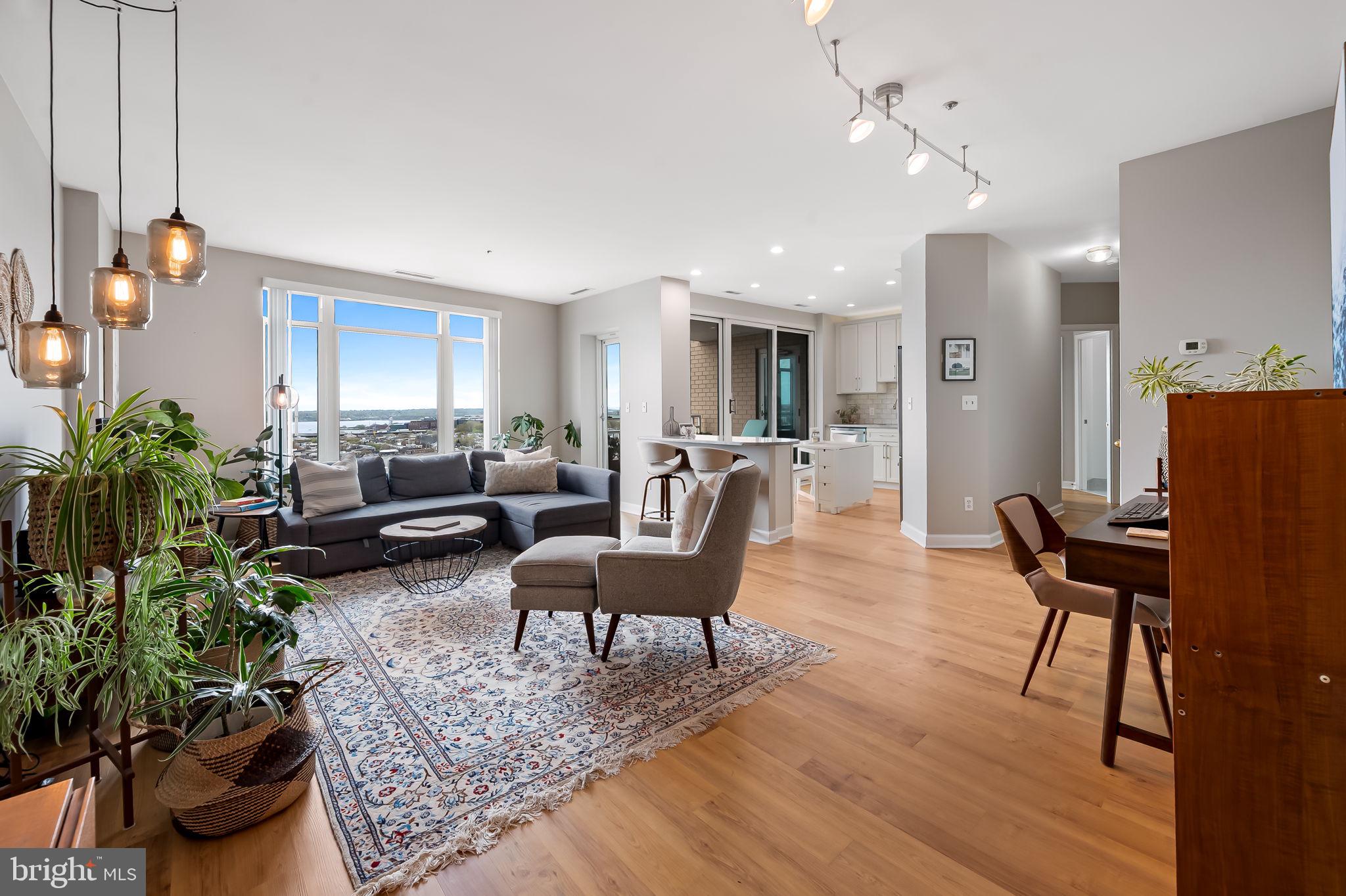 INNER HARBOR - Residential Lease