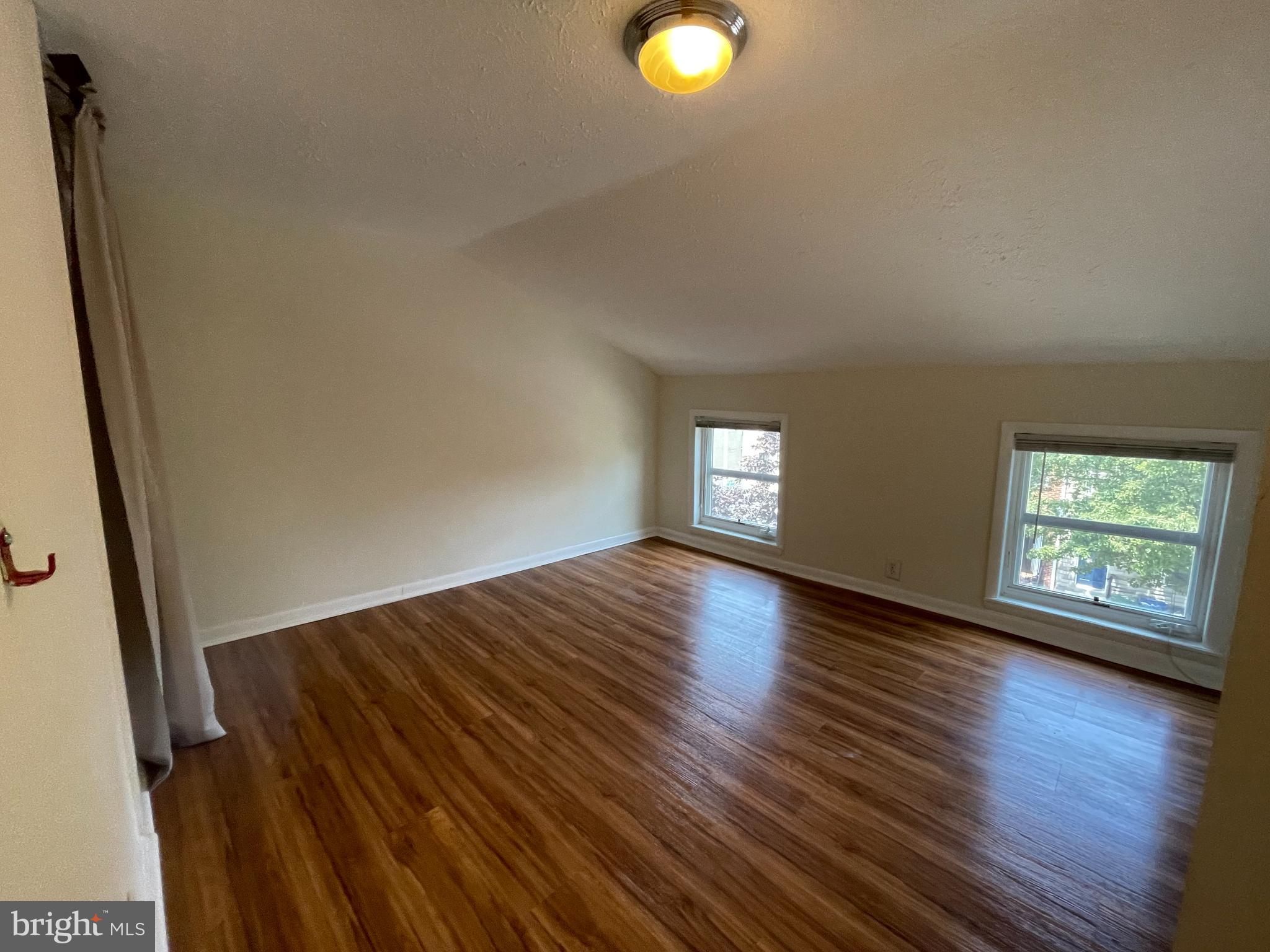 HOLLINS MARKET - Residential Lease